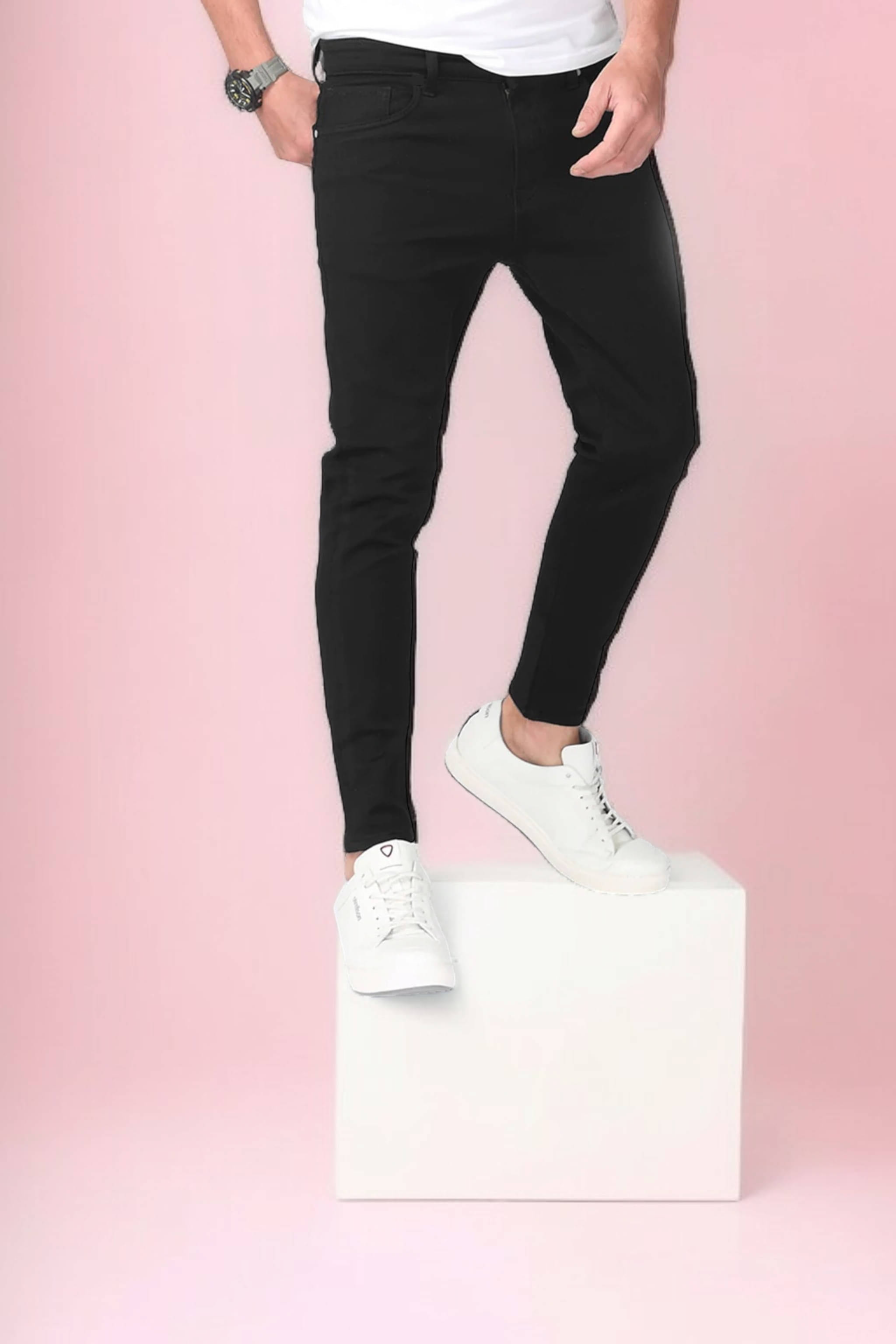 WHATON Slim Fit Basic Men's Jeans - Black ( Pack of 1 )     			WHATON Slim Fit Basic Men's Jeans - Black ( Pack of 1 )