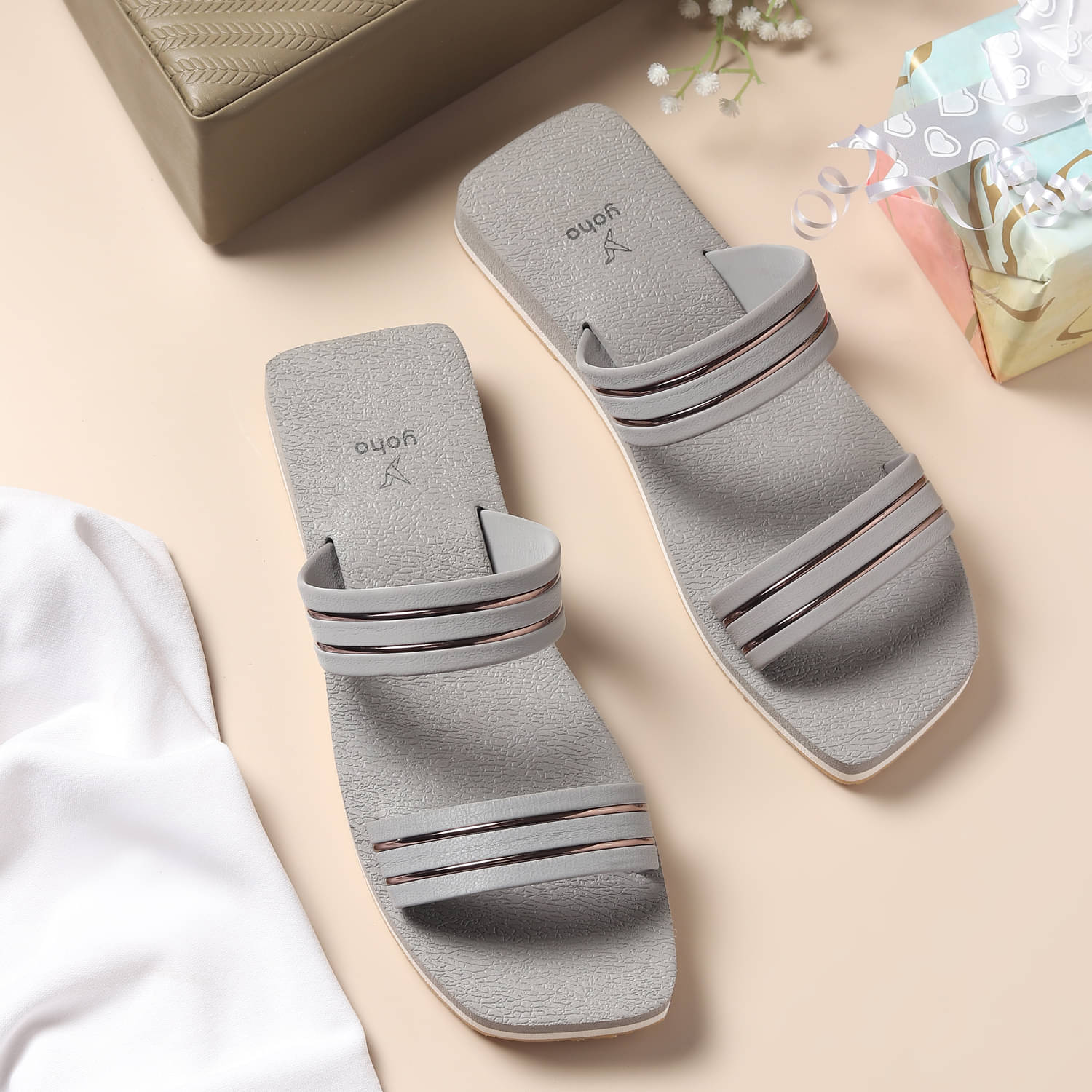     			Yoho Gray Women's Flats