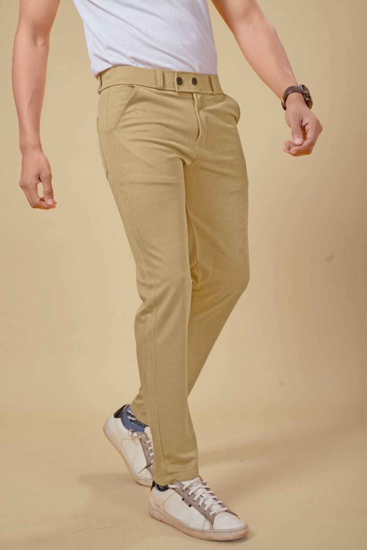     			bluecorp enterprise Regular Flat Men's Chinos - Khaki ( Pack of 1 )