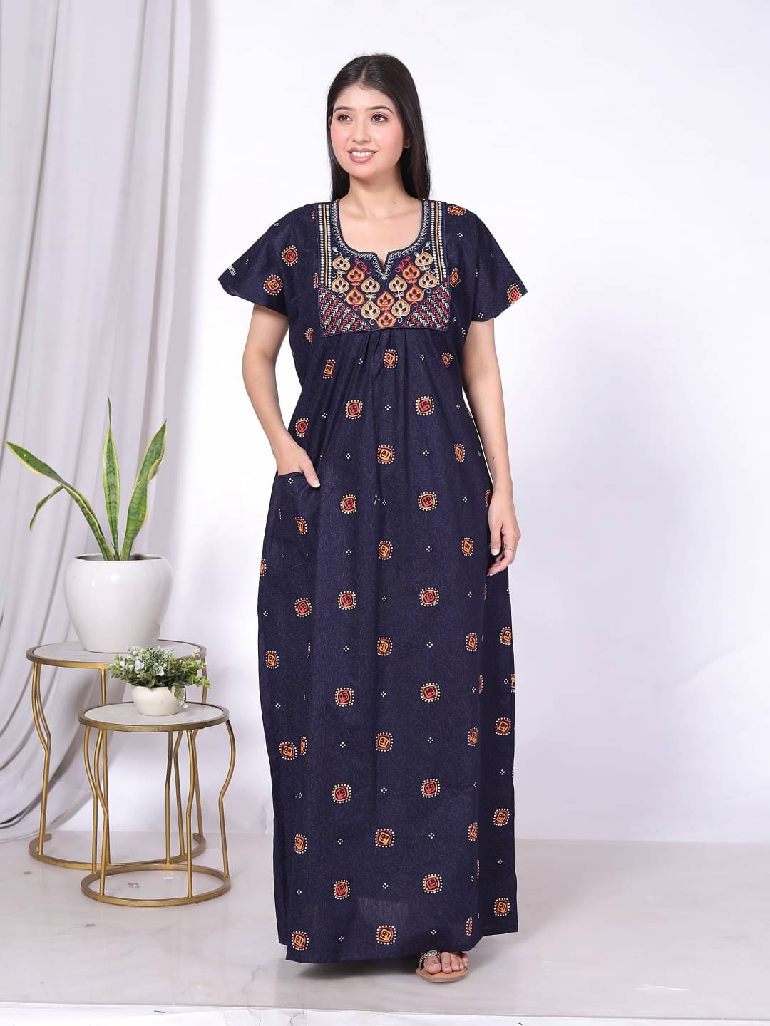     			rajeraj Blue Cotton Women's Nightwear Nighty & Night Gowns ( Pack of 1 )