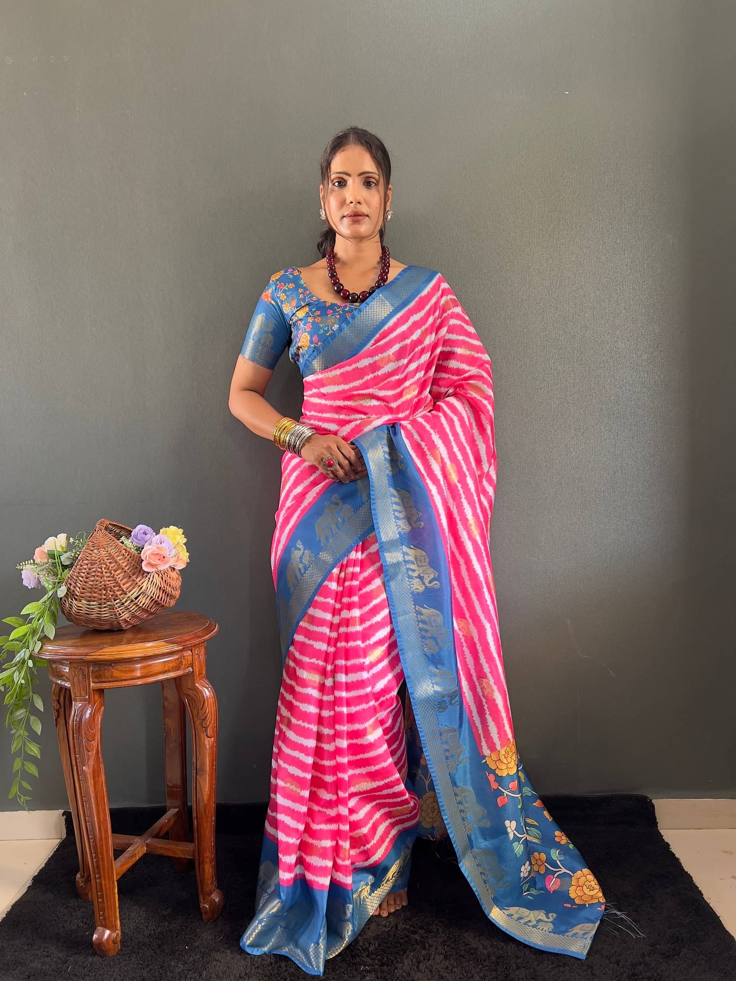     			Aika Silk Printed Saree With Unstitched Blouse Piece ( Multicolor 16 )