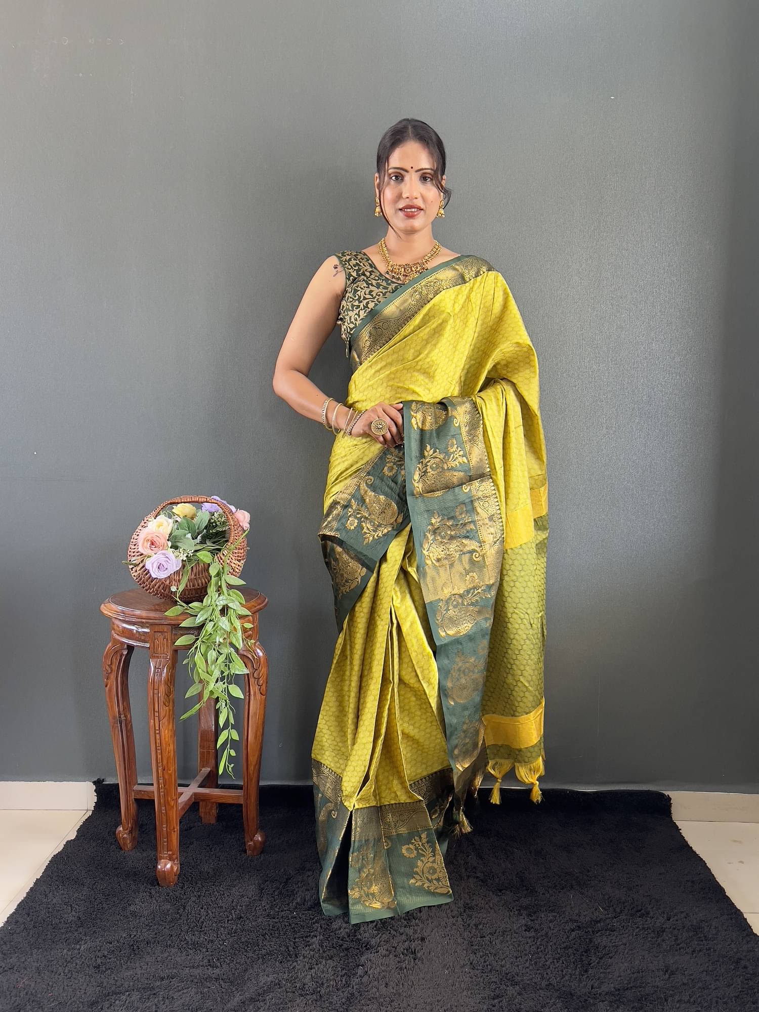     			Apnisha Silk Embellished Saree With Unstitched Blouse Piece ( Multicolor 13 )