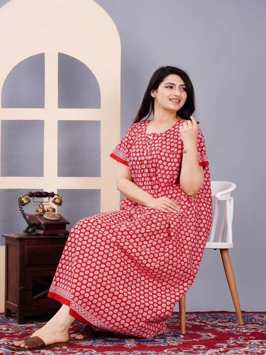     			Apratim Red Cotton Women's Nightwear Nighty & Night Gowns ( Pack of 1 )