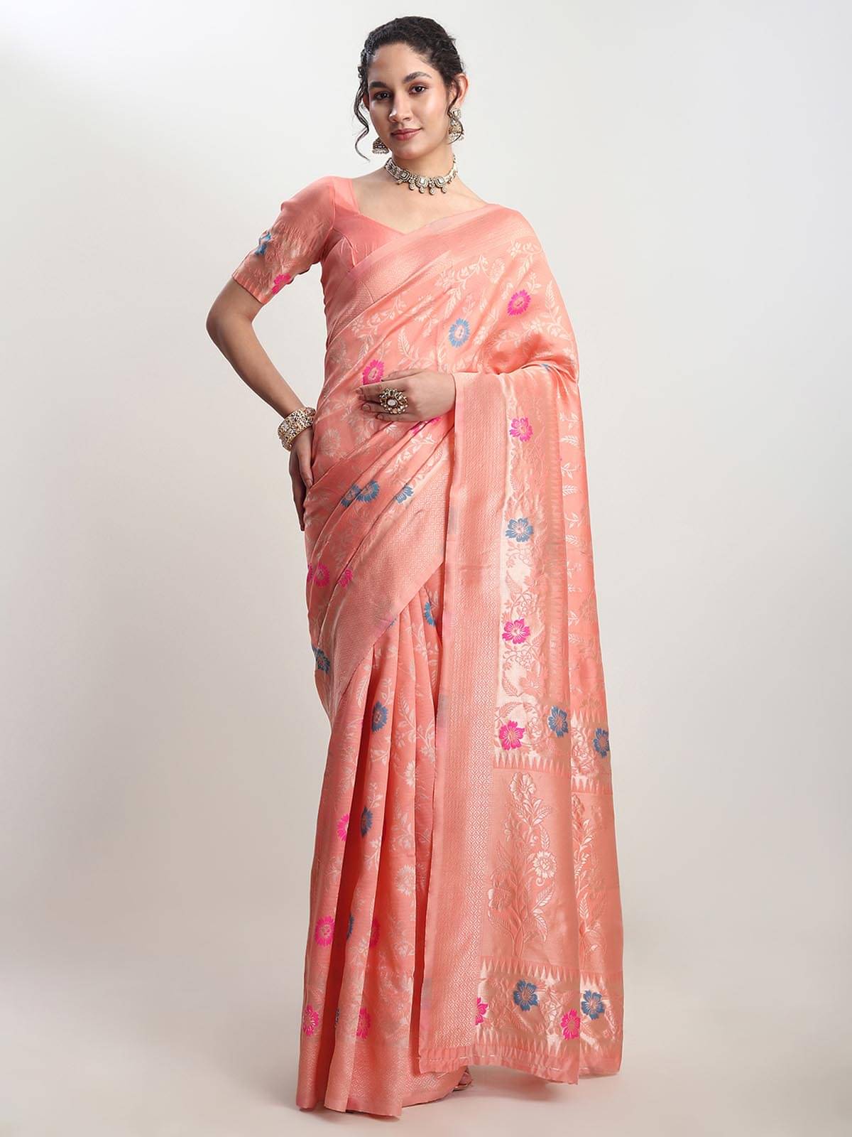 Janasya Silk Blend Woven Saree With Unstitched Blouse Piece ( Peach ) Janasya Silk Blend Woven Saree With Unstitched Blouse Piece ( Peach )