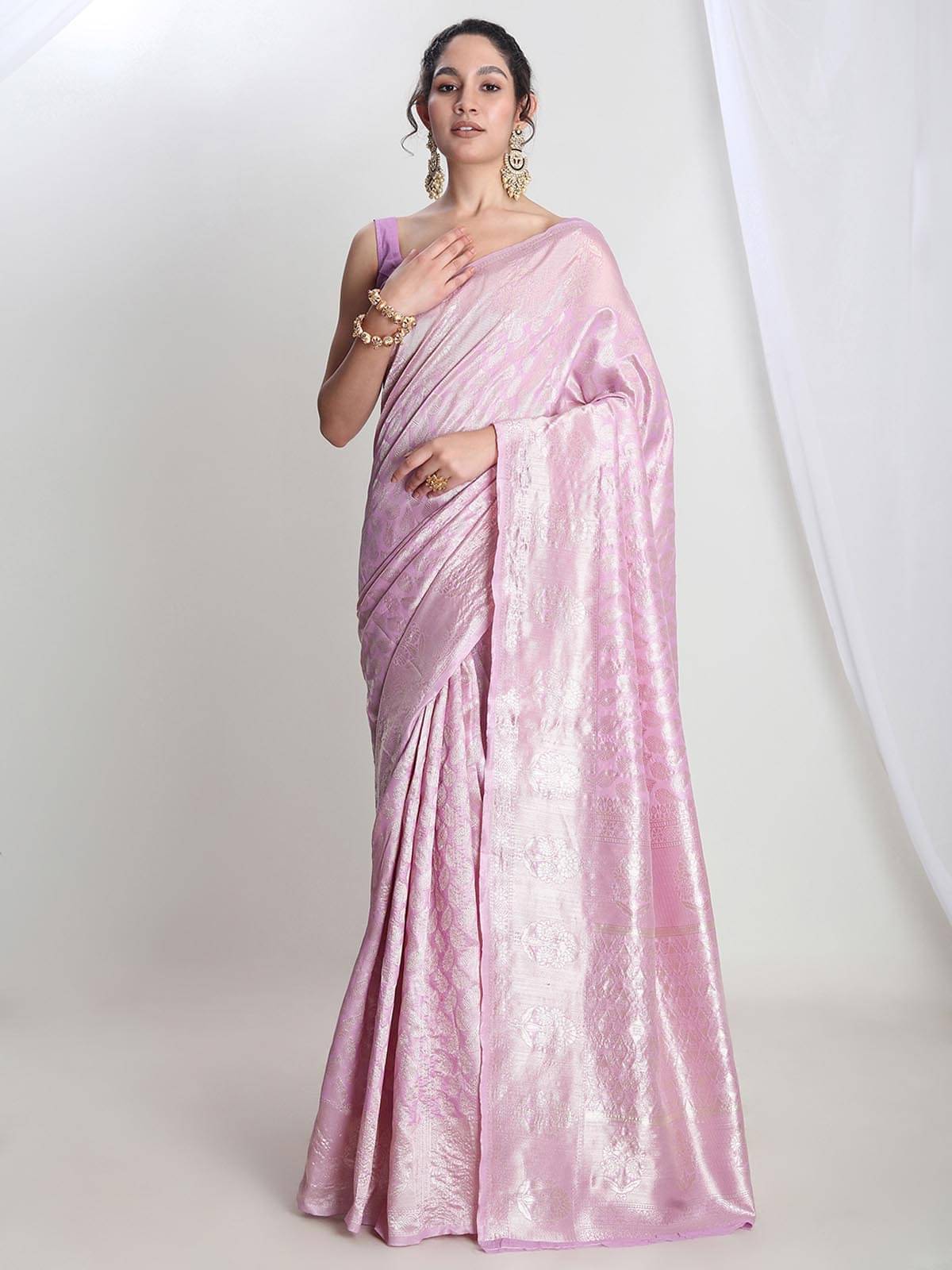 Janasya Silk Blend Woven Saree With Unstitched Blouse Piece ( Lavender ) Janasya Silk Blend Woven Saree With Unstitched Blouse Piece ( Lavender )