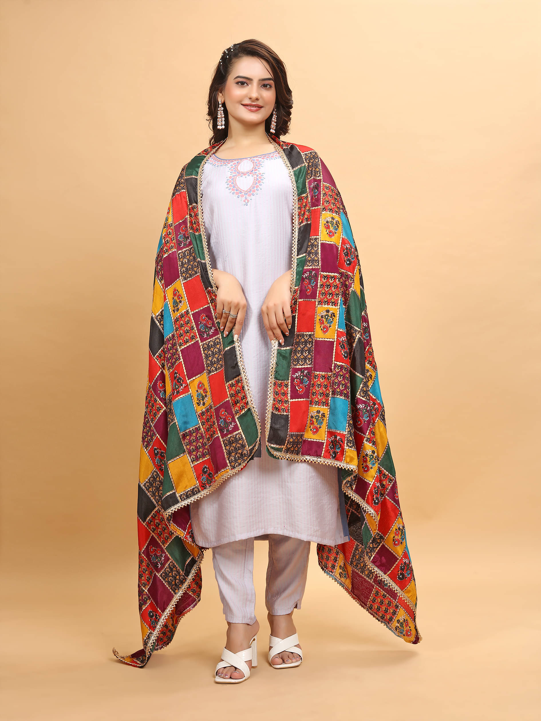 Kemza Women Silk Blend Dupatta ( Orange , Pack of 1 ) Kemza Women Silk Blend Dupatta ( Orange , Pack of 1 )
