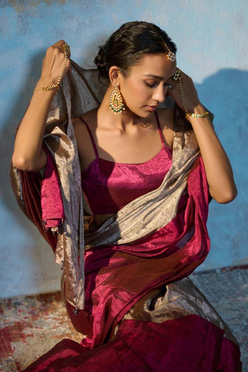     			SARADA HANDLOOM Cotton Woven Saree With Unstitched Blouse Piece ( Rani )