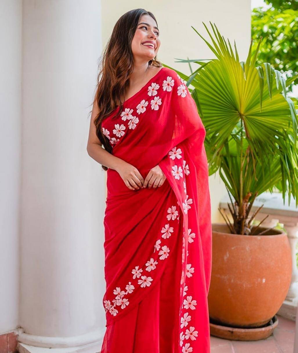     			SARADA HANDLOOM Cotton Woven Saree With Unstitched Blouse Piece ( Red )