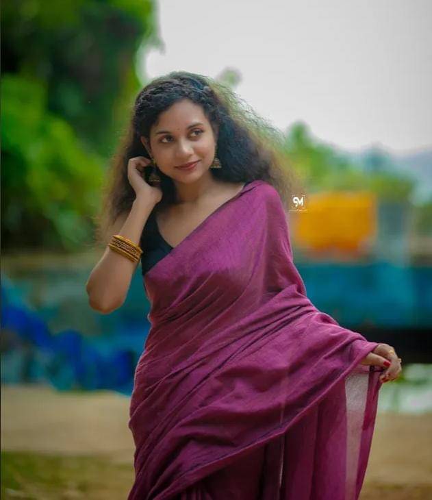     			SARADA HANDLOOM Cotton Woven Saree With Unstitched Blouse Piece ( Purple )