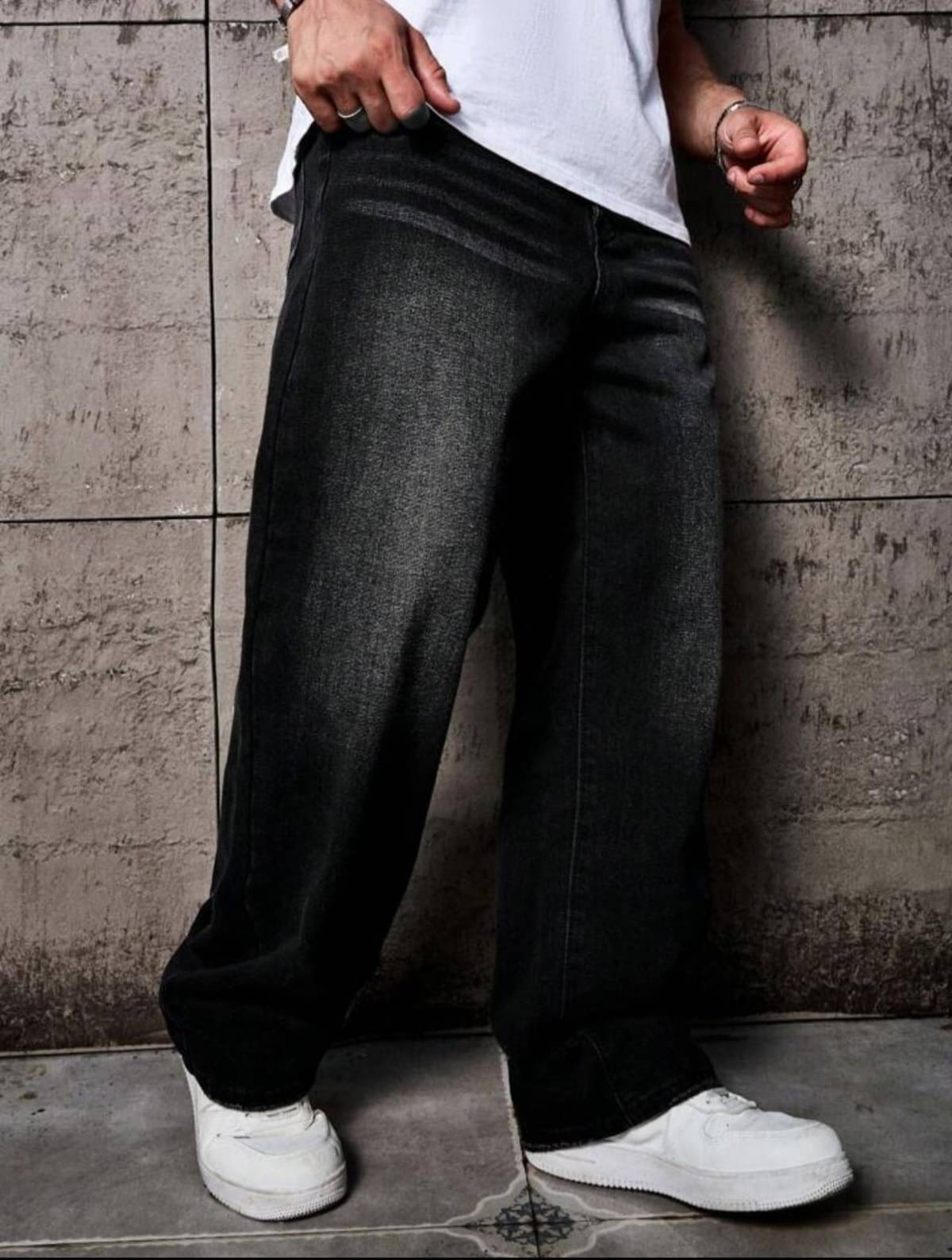     			SiNK DENIMS Clean Look Men's Jeans - Black ( Pack of 1 )