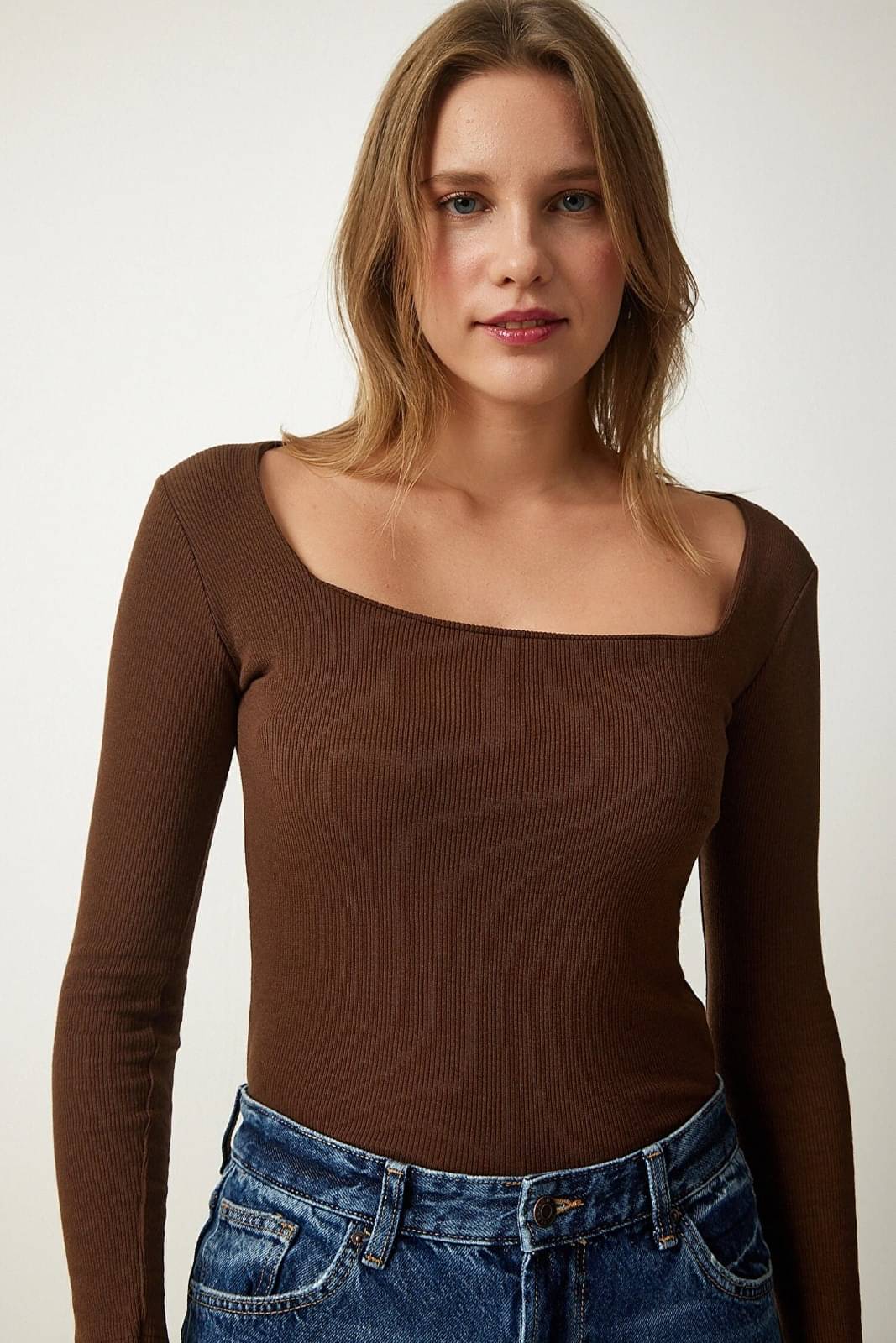    			Redamancii Women's Cotton Blend Regular Top ( Brown )