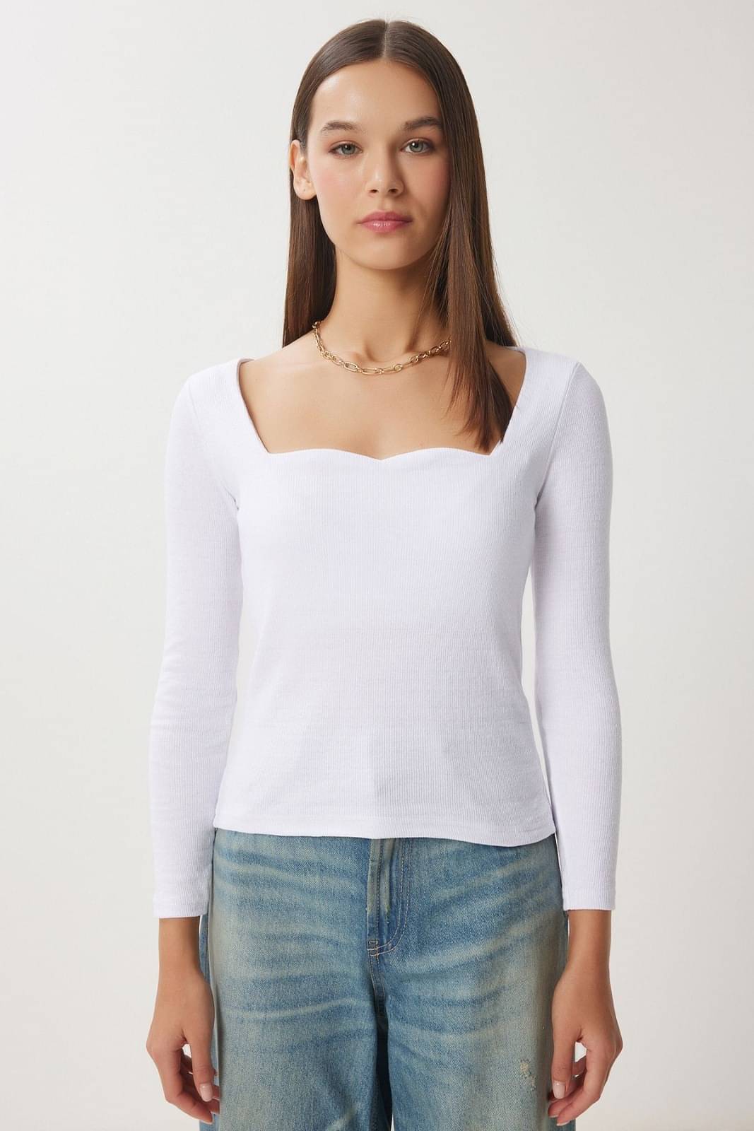 Redamancii Women's Cotton Blend Regular Top ( White ) Redamancii Women's Cotton Blend Regular Top ( White )