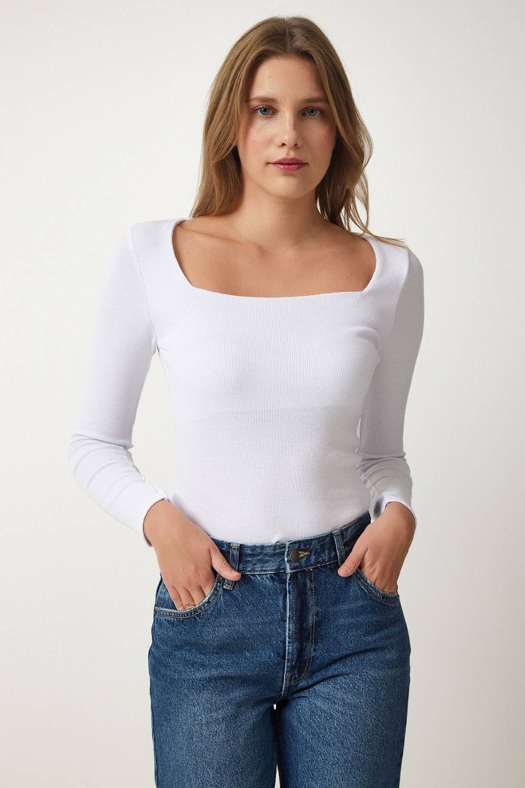    			Redamancii Women's Cotton Blend Crop Top ( White )