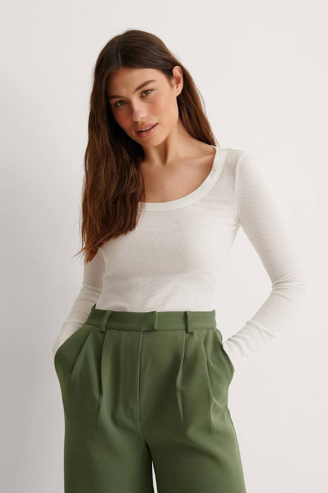     			Redamancii Women's Cotton Blend Regular Top ( White )