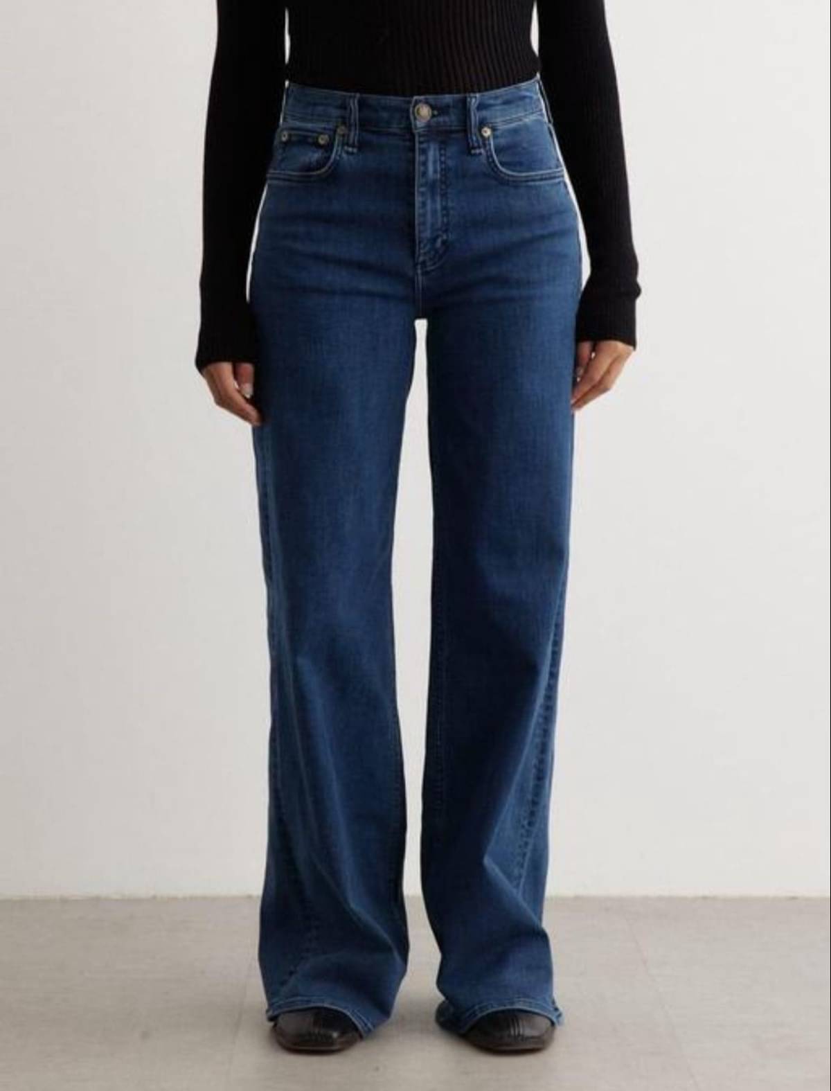     			SiNK DENIMS Women Regular Fit Waist Jeans