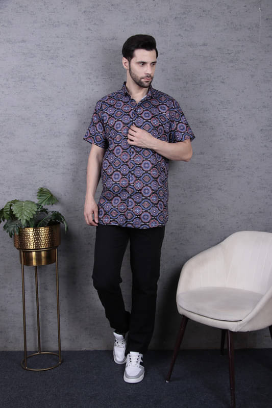     			Tater Garments Cotton Blend Regular Fit Striped Half Sleeves Men's Casual Shirt - Black ( Pack of 1 )