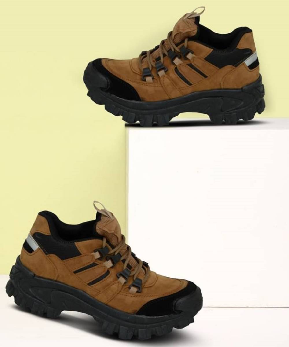     			Good Minar Tan Men's Trekking Shoes