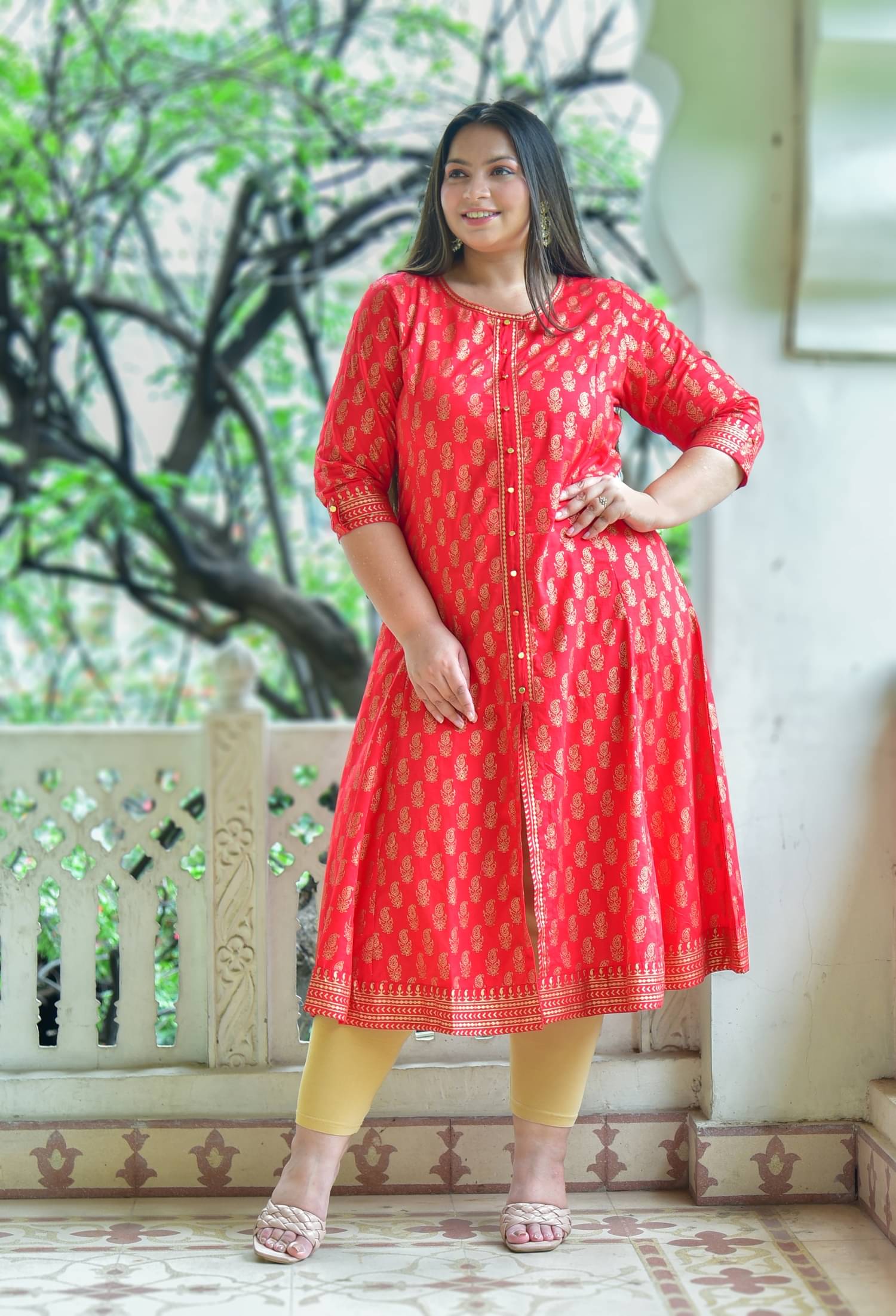     			Yash Gallery Women Cotton Printed Front Slit Kurti ( Blue )