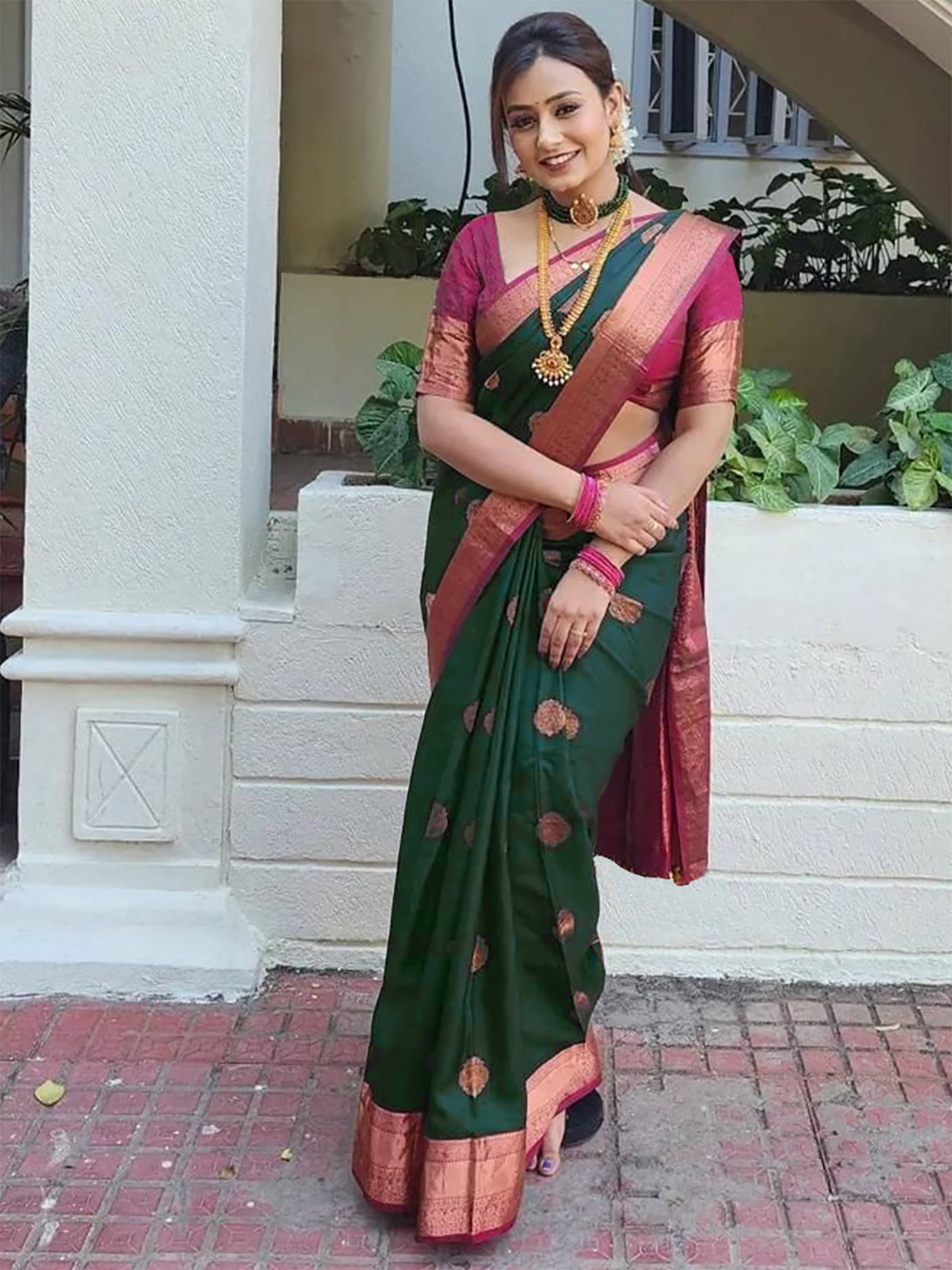     			kedar fab Jacquard Woven Saree With Unstitched Blouse Piece ( Green )