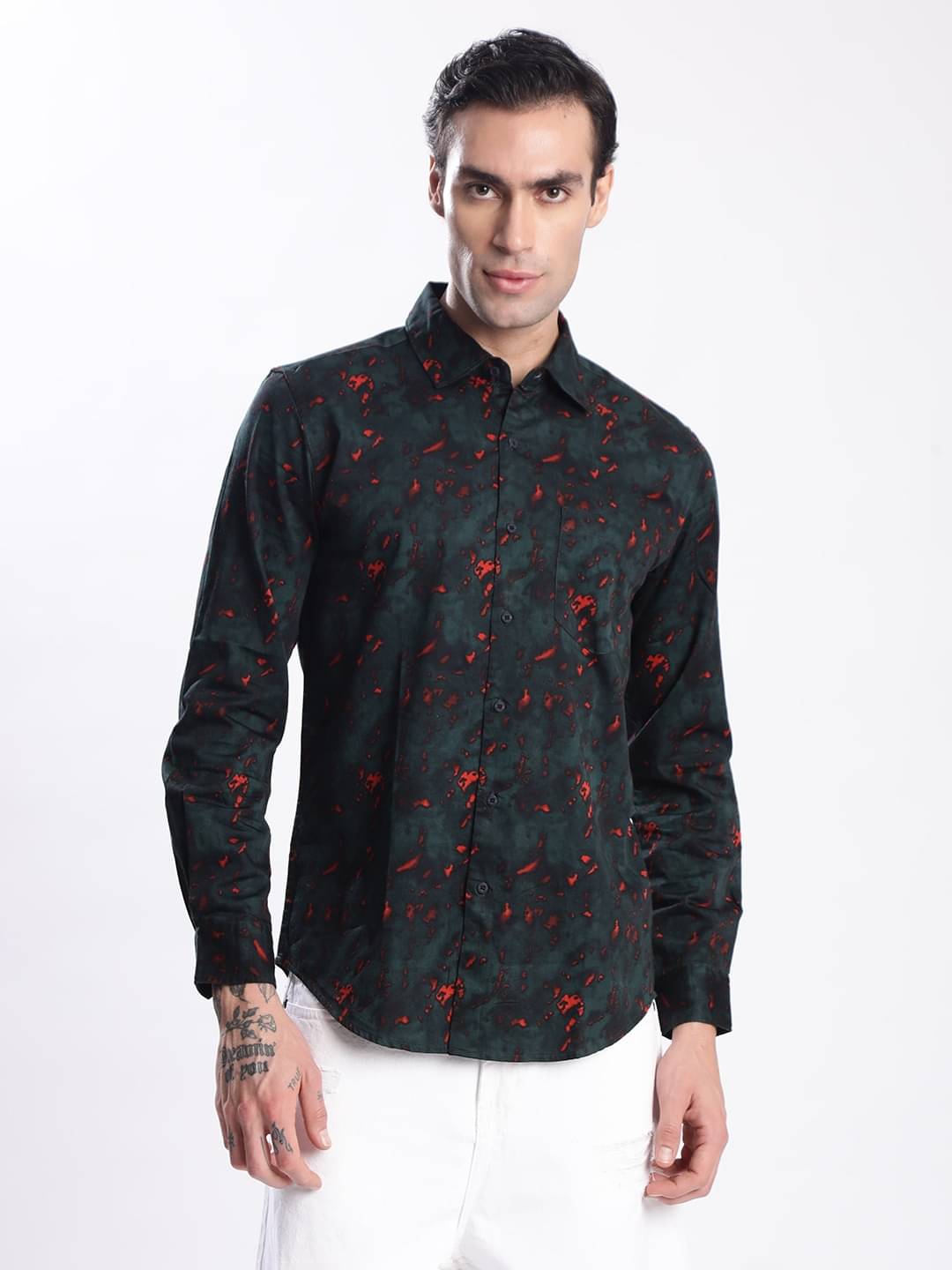 Bene Kleed 100% Cotton Slim Fit Printed Full Sleeves Men's Casual Shirt - Green ( Pack of 1 )     			Bene Kleed 100% Cotton Slim Fit Printed Full Sleeves Men's Casual Shirt - Green ( Pack of 1 )