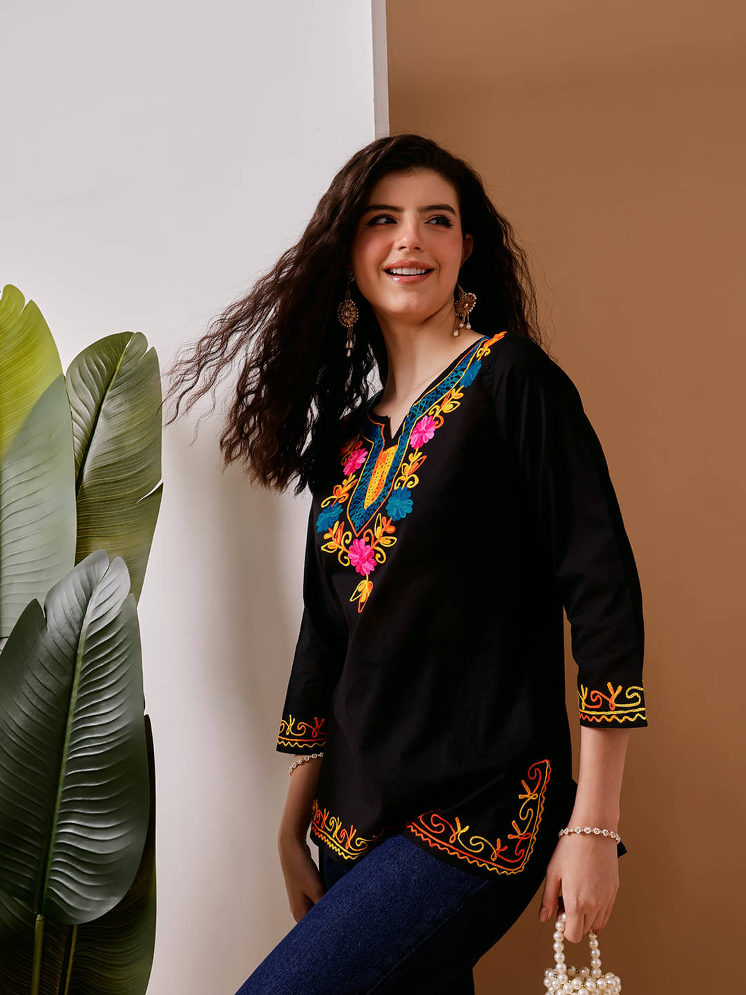 Fembliss Women Cotton Printed Straight Kurti ( Multicolor ) Fembliss Women Cotton Printed Straight Kurti ( Multicolor )