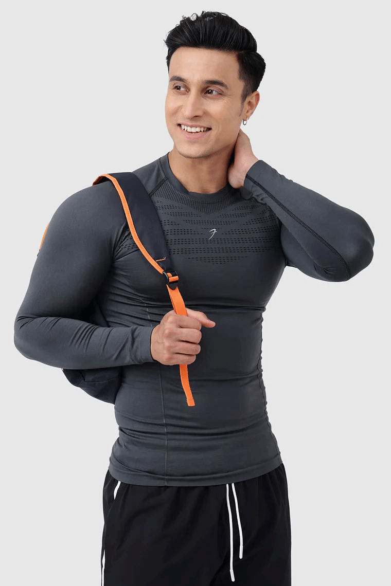 Fuaark Charcoal Nylon Slim Fit Men's Compression T-Shirt ( Pack of 1 ) Fuaark Charcoal Nylon Slim Fit Men's Compression T-Shirt ( Pack of 1 )
