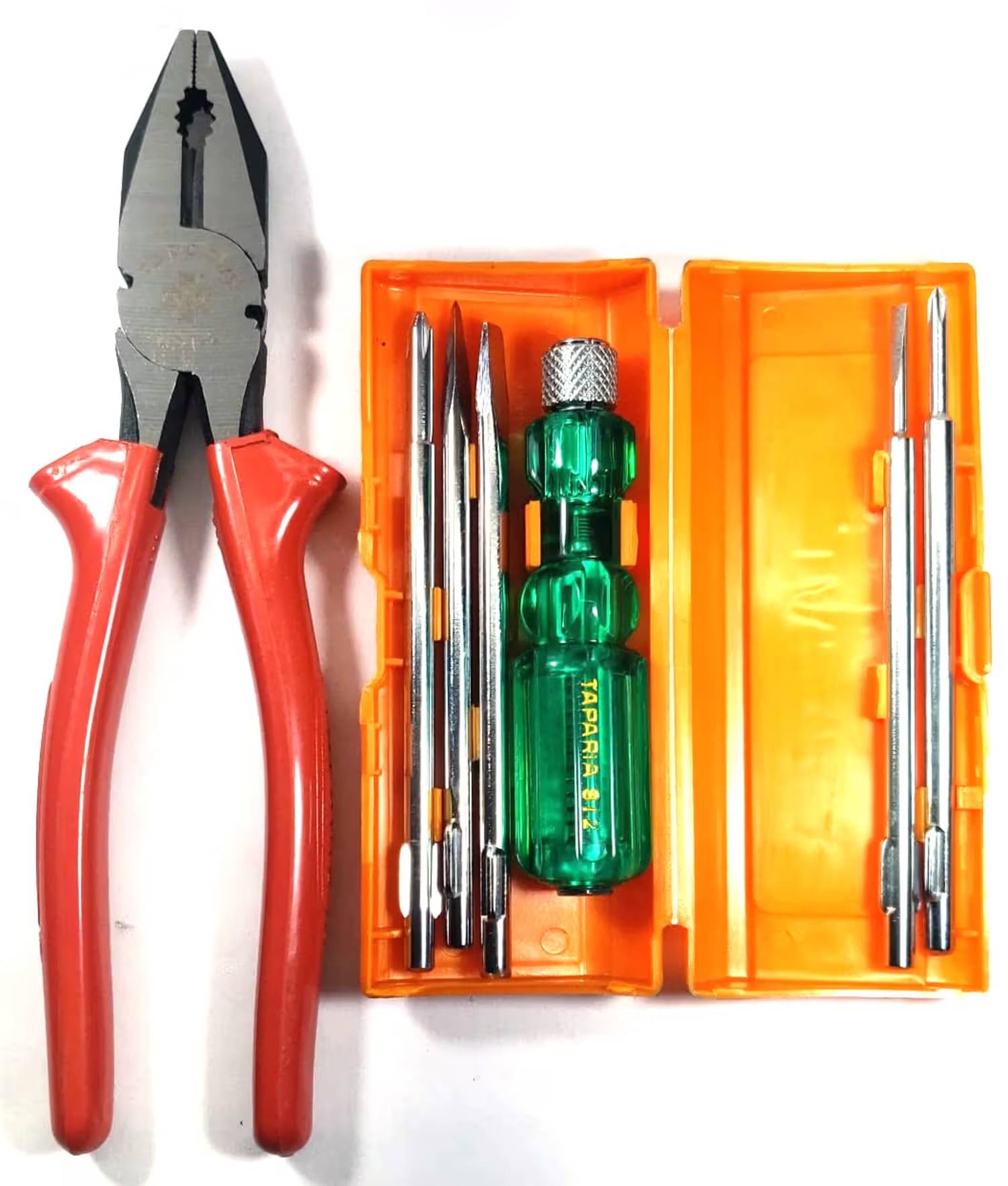 Taparia Hand Tool Combo Set-812 Screwdriver Kit With 1621-8 Lineman Plier (Length : 8.26 inch) Taparia Hand Tool Combo Set-812 Screwdriver Kit With 1621-8 Lineman Plier (Length : 8.26 inch)