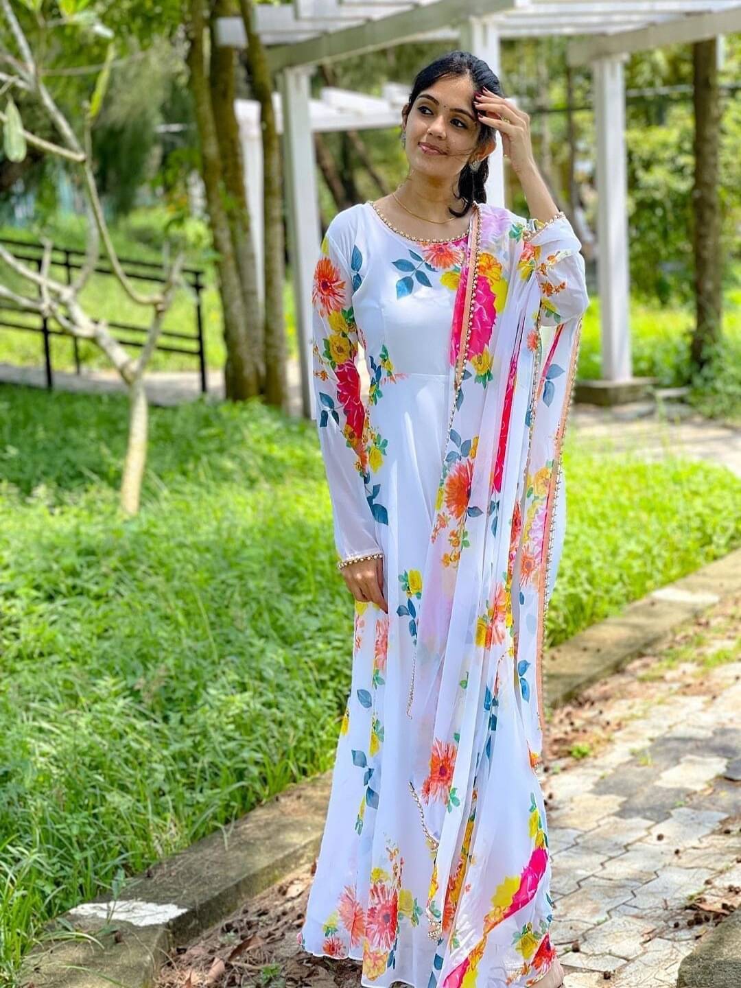 Krunal Raiyani Women Cotton Blend Printed Fit & Flare Dress ( White ) Krunal Raiyani Women Cotton Blend Printed Fit & Flare Dress ( White )