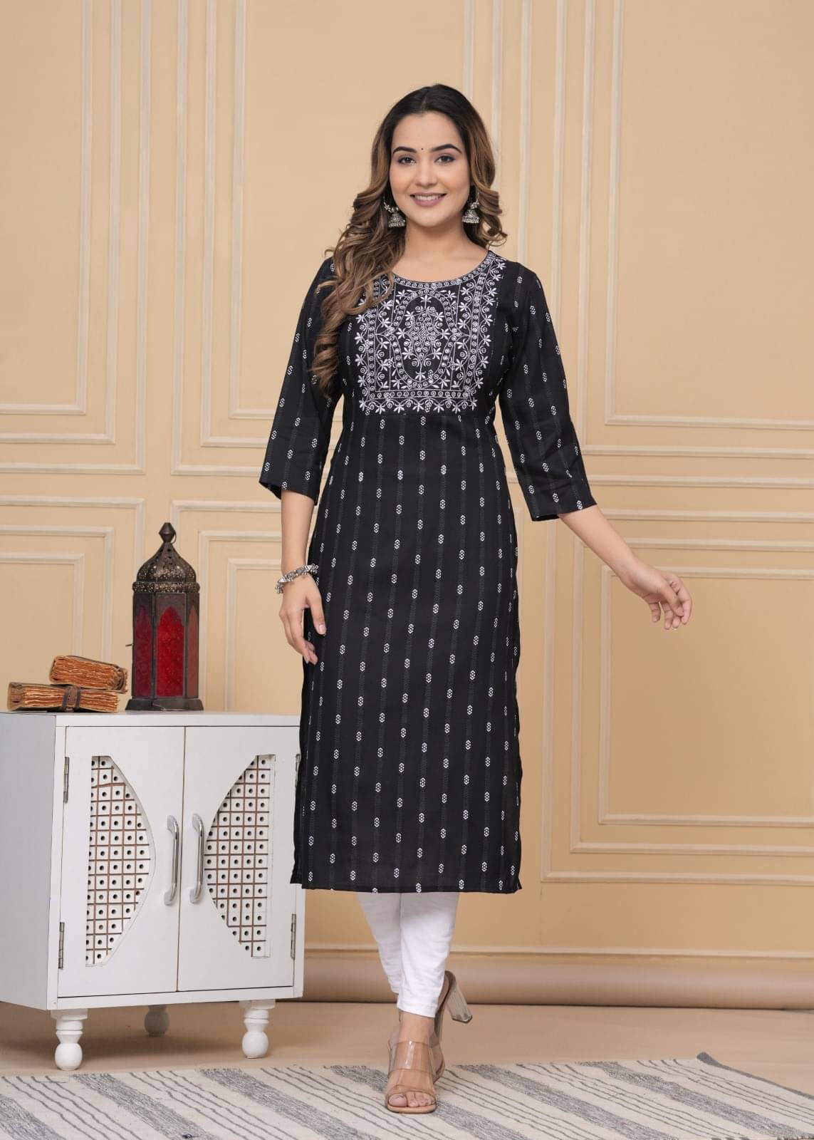     			Metafab Women Viscose Rayon Embroidered Straight Kurti ( Black )