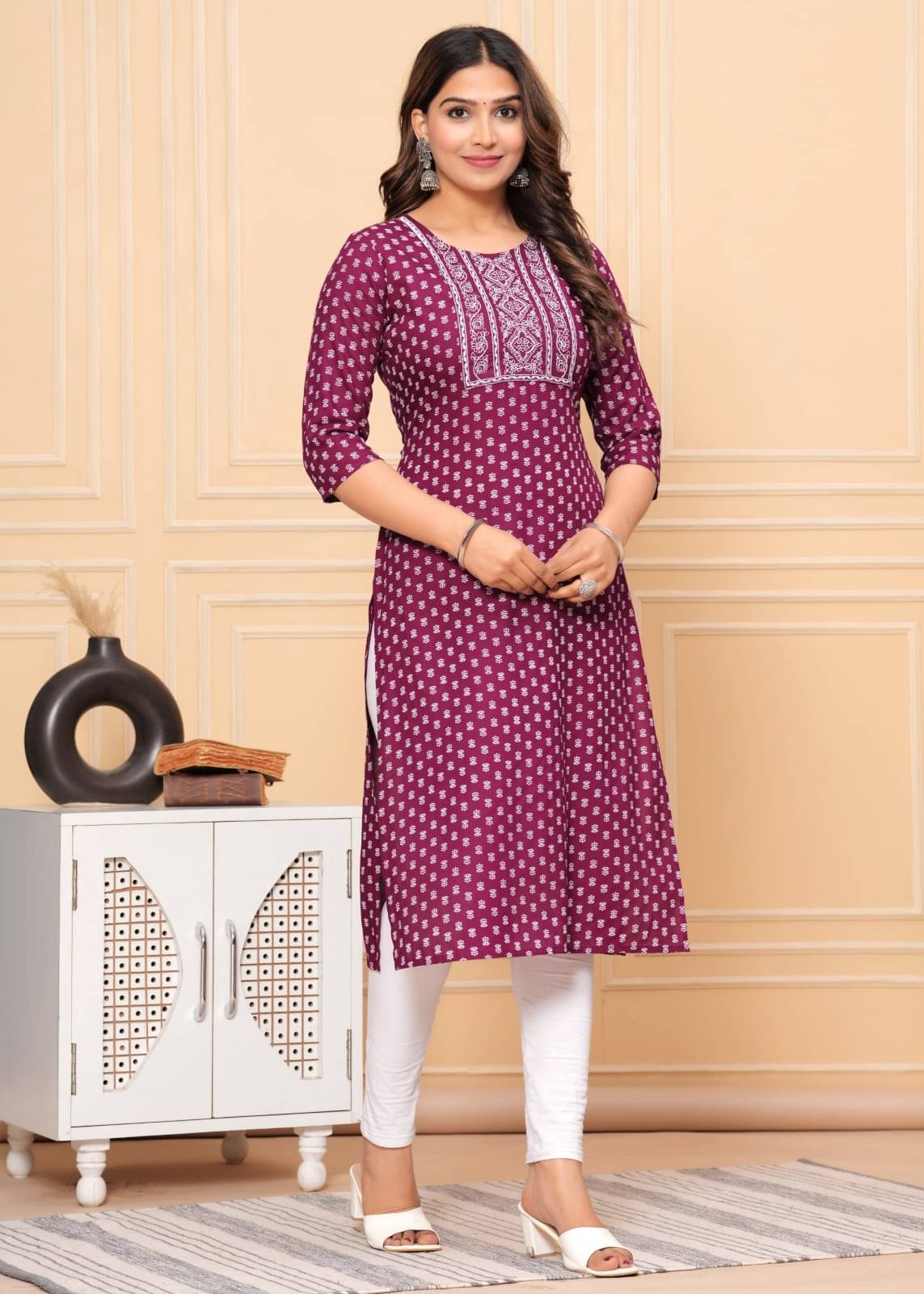     			Metafab Women Viscose Rayon Printed Straight Kurti ( Multicolor )