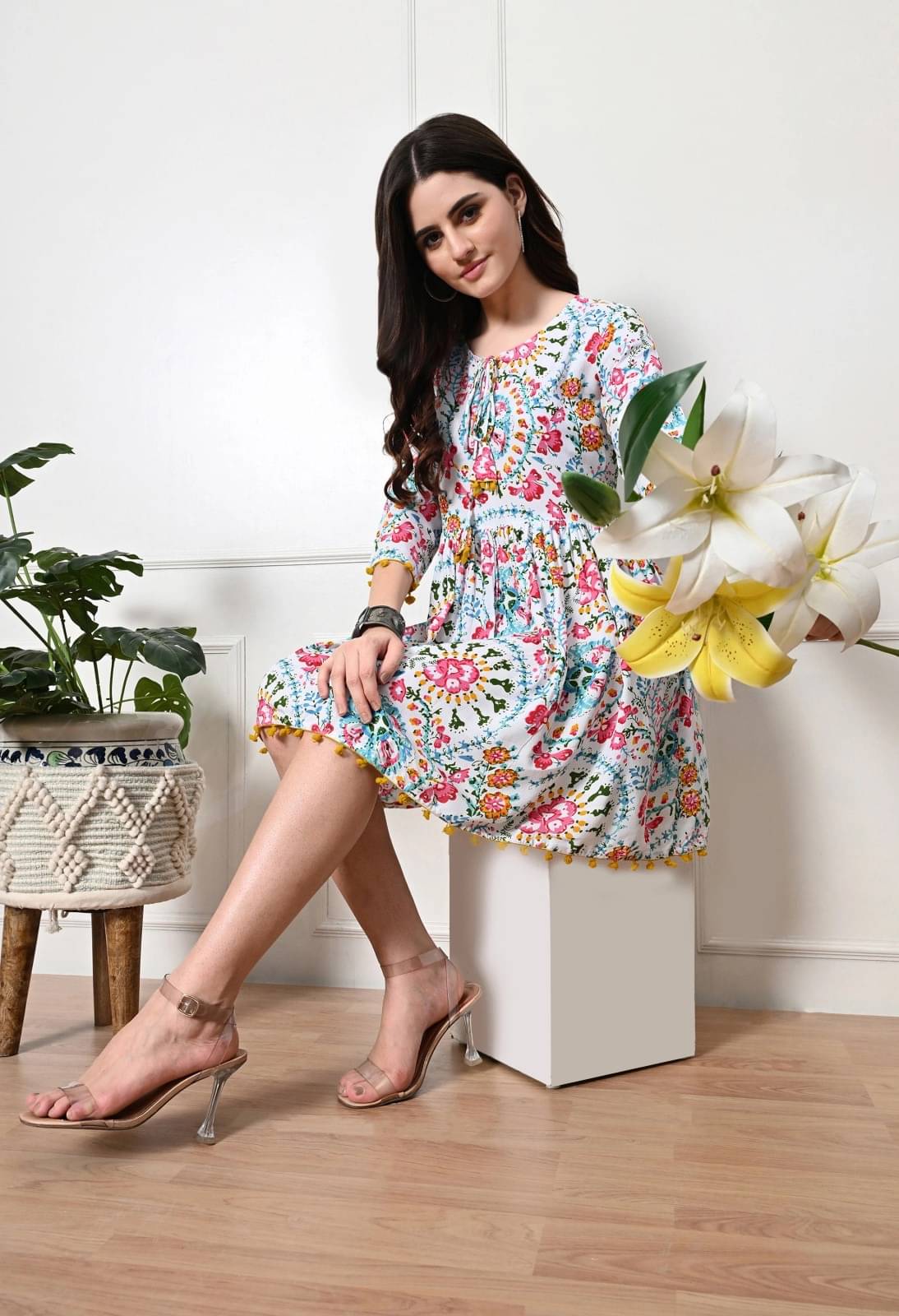 Metafab Women Viscose Rayon Printed Flared Kurti ( White )     			Metafab Women Viscose Rayon Printed Flared Kurti ( White )