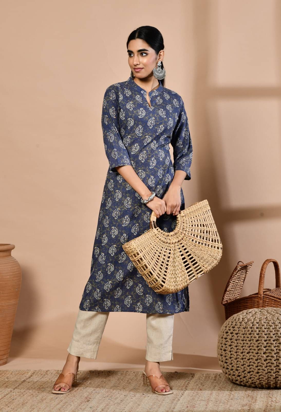     			Metafab Women Viscose Rayon Printed Straight Kurti ( Blue )
