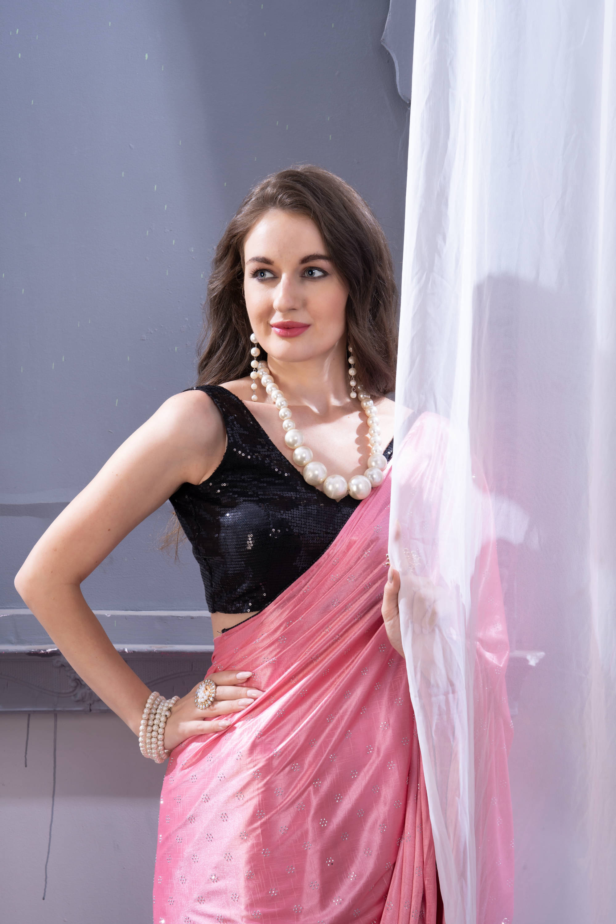     			Parmila Fashion Silk Blend Embellished Saree With Unstitched Blouse Piece ( Pink )