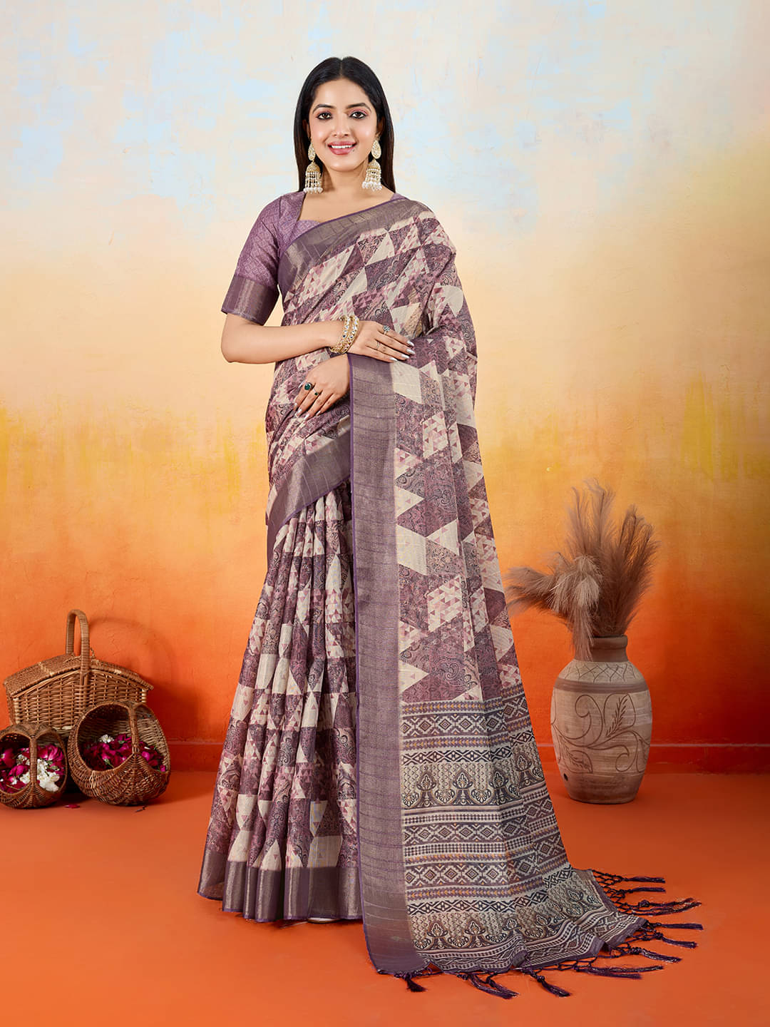     			Rekha Maniyar Silk Blend Printed Saree With Unstitched Blouse Piece ( Pink )