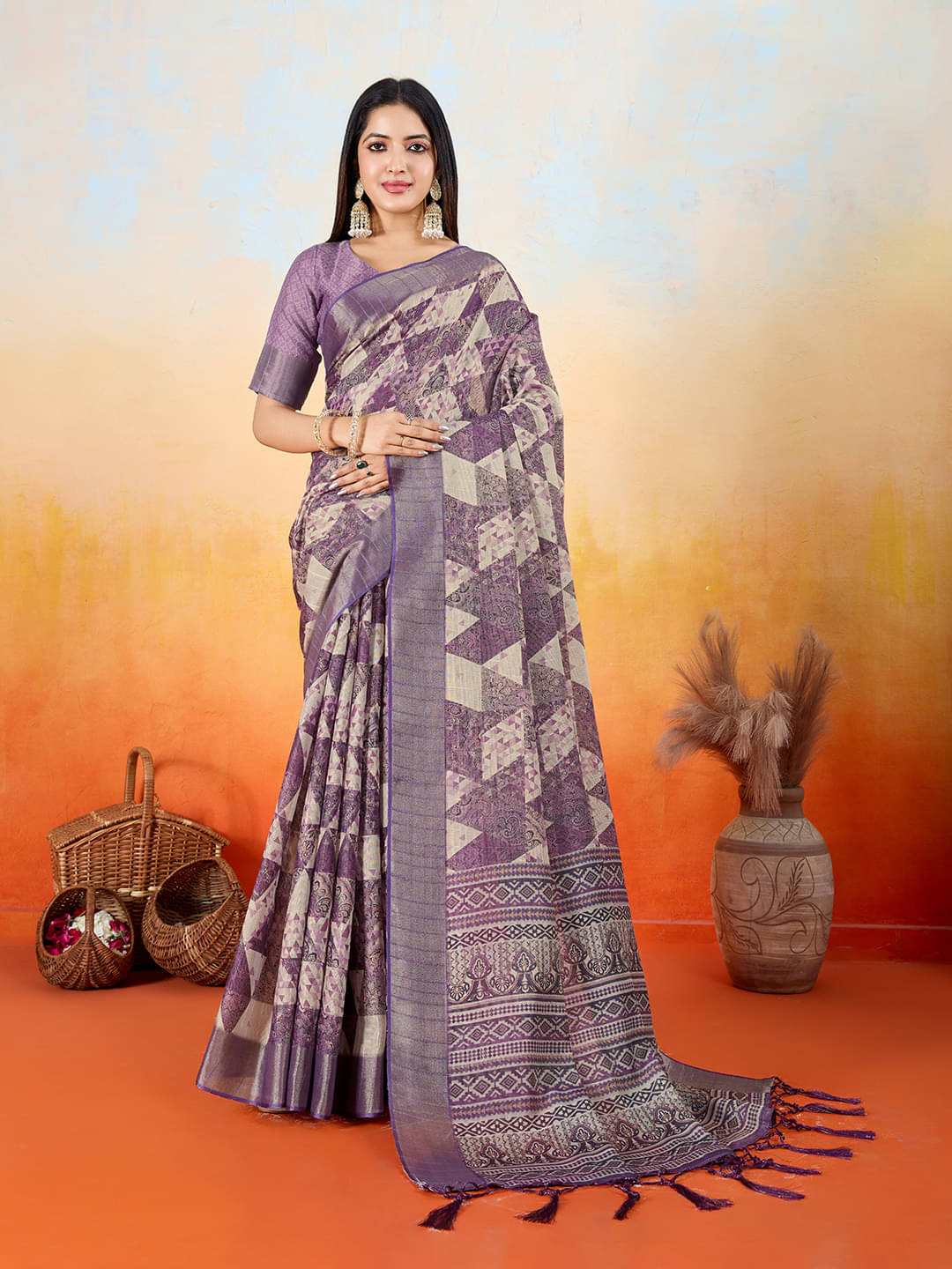     			Rekha Maniyar Silk Blend Printed Saree With Unstitched Blouse Piece ( Lavender )
