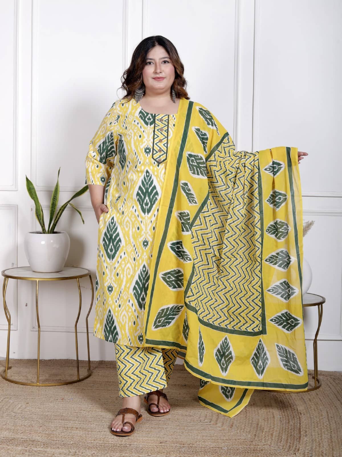 Swasti Women Cotton Printed Straight Kurti With Pants ( Yellow )