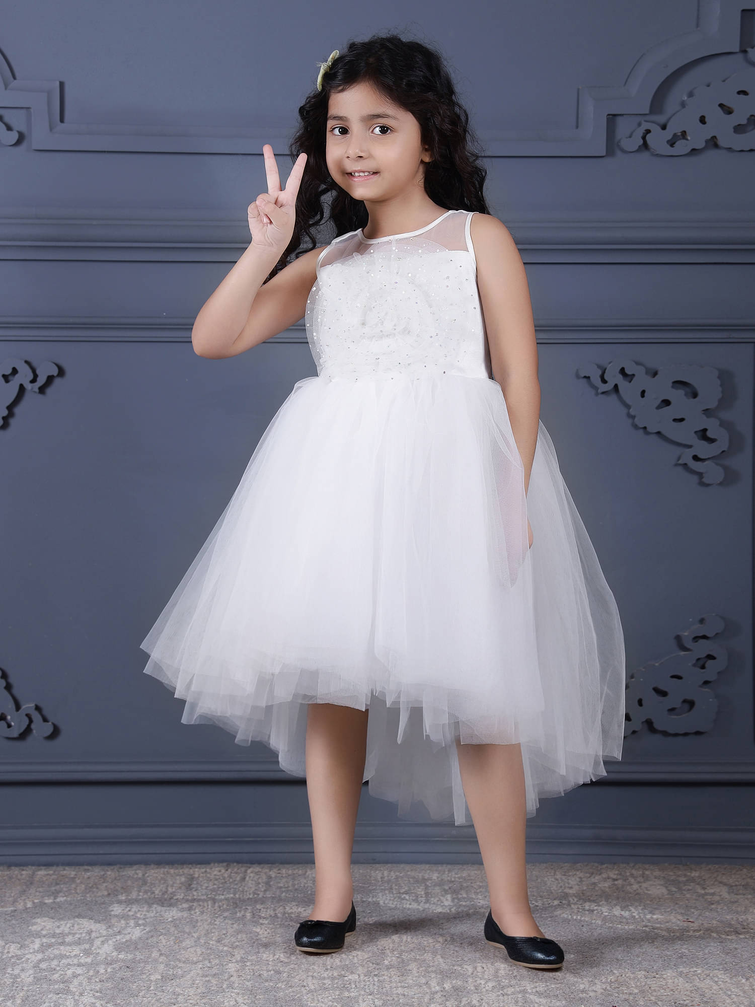 Toy Balloon Kids Net Dress For Girls ( Pack of 1 , White ) Toy Balloon Kids Net Dress For Girls ( Pack of 1 , White )