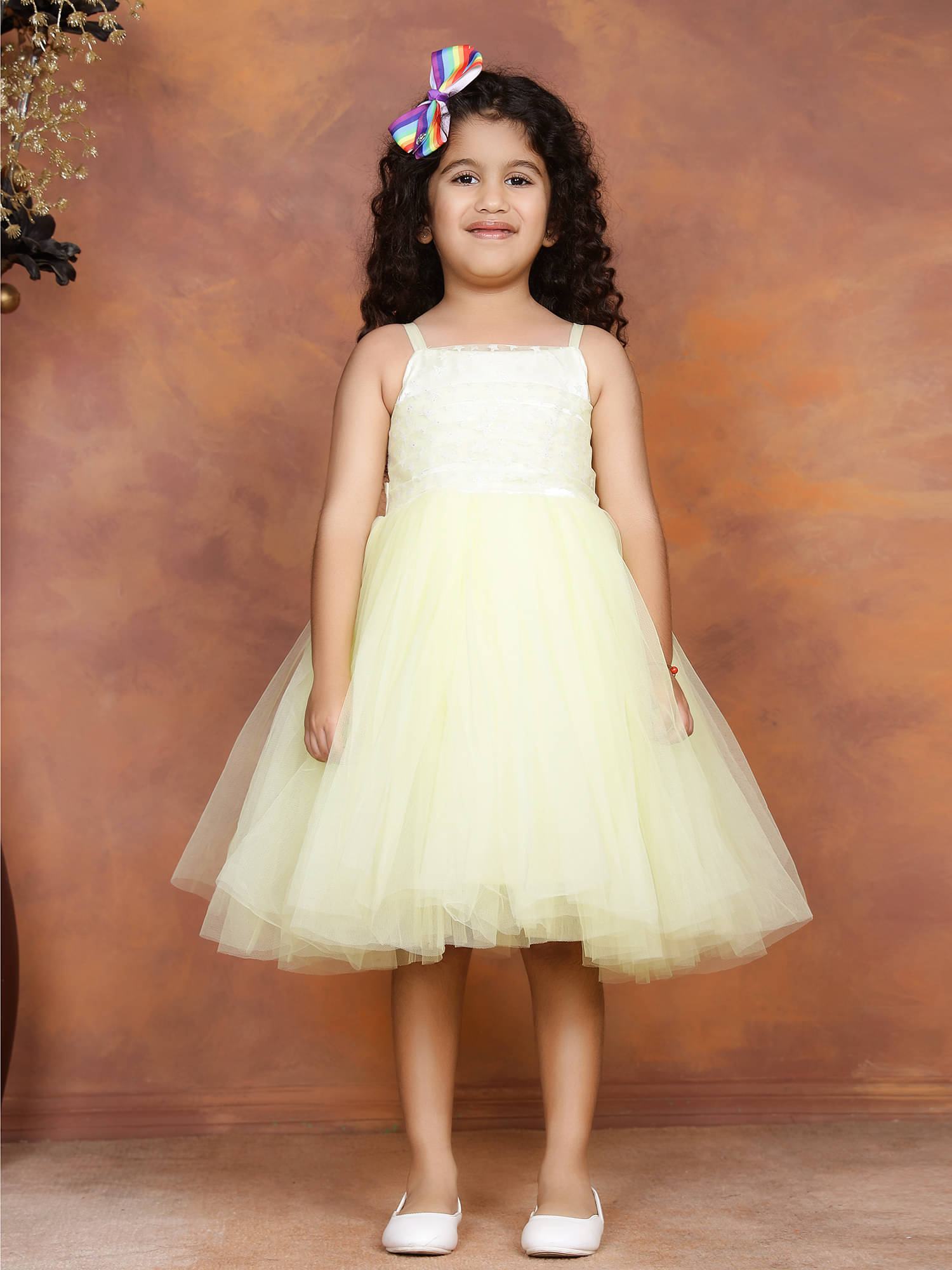     			Toy Balloon Kids Net Dress For Girls ( Pack of 1 , Light Yellow )