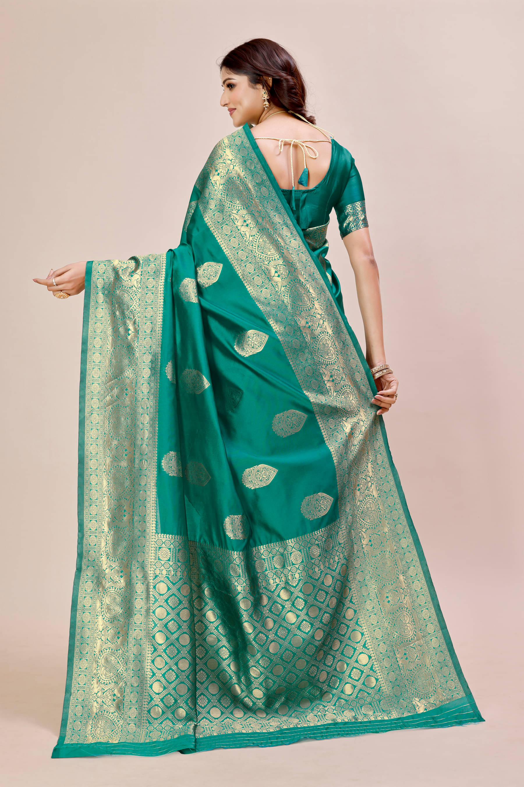     			DHAYNA AND REEWA FASHION Banarasi Silk Woven Saree With Unstitched Blouse Piece ( Rama )