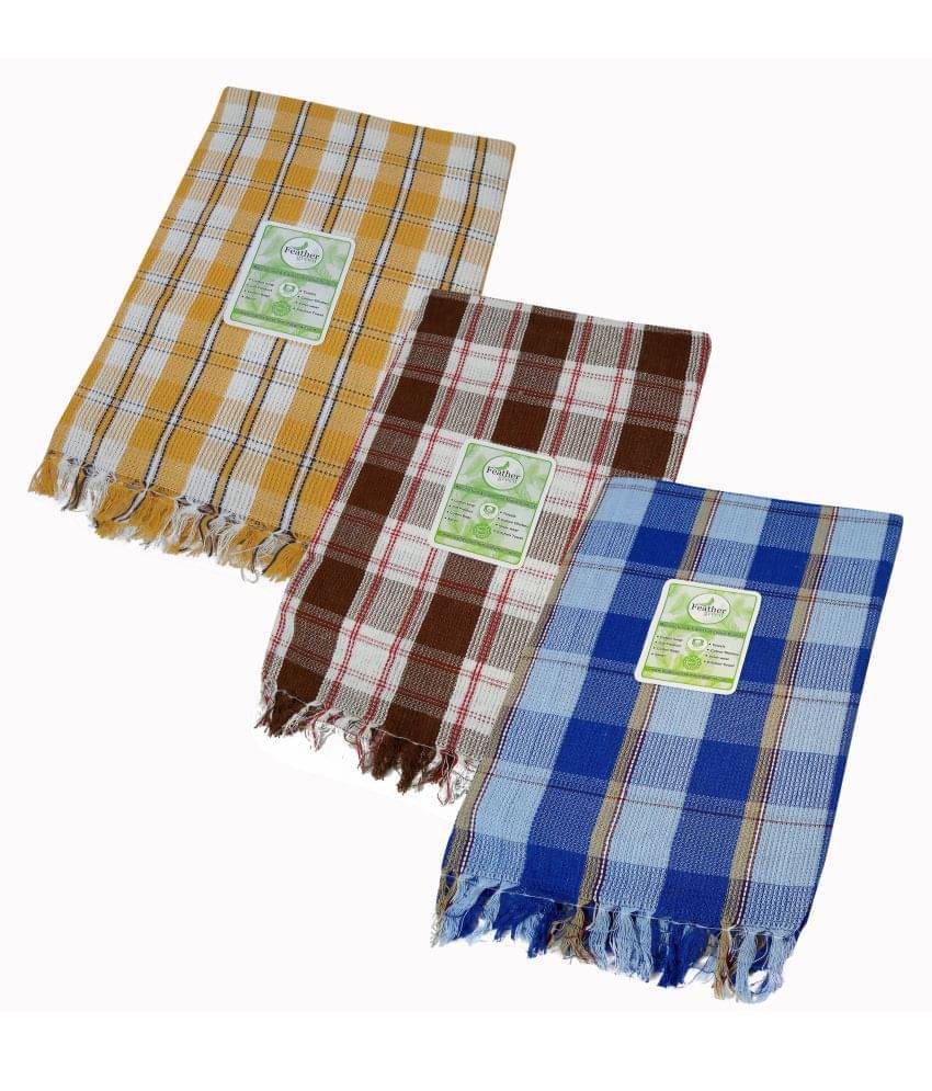     			Feather Green Pack of 3 Cotton Below 300 -GSM Bath Towel ( Multicolor )