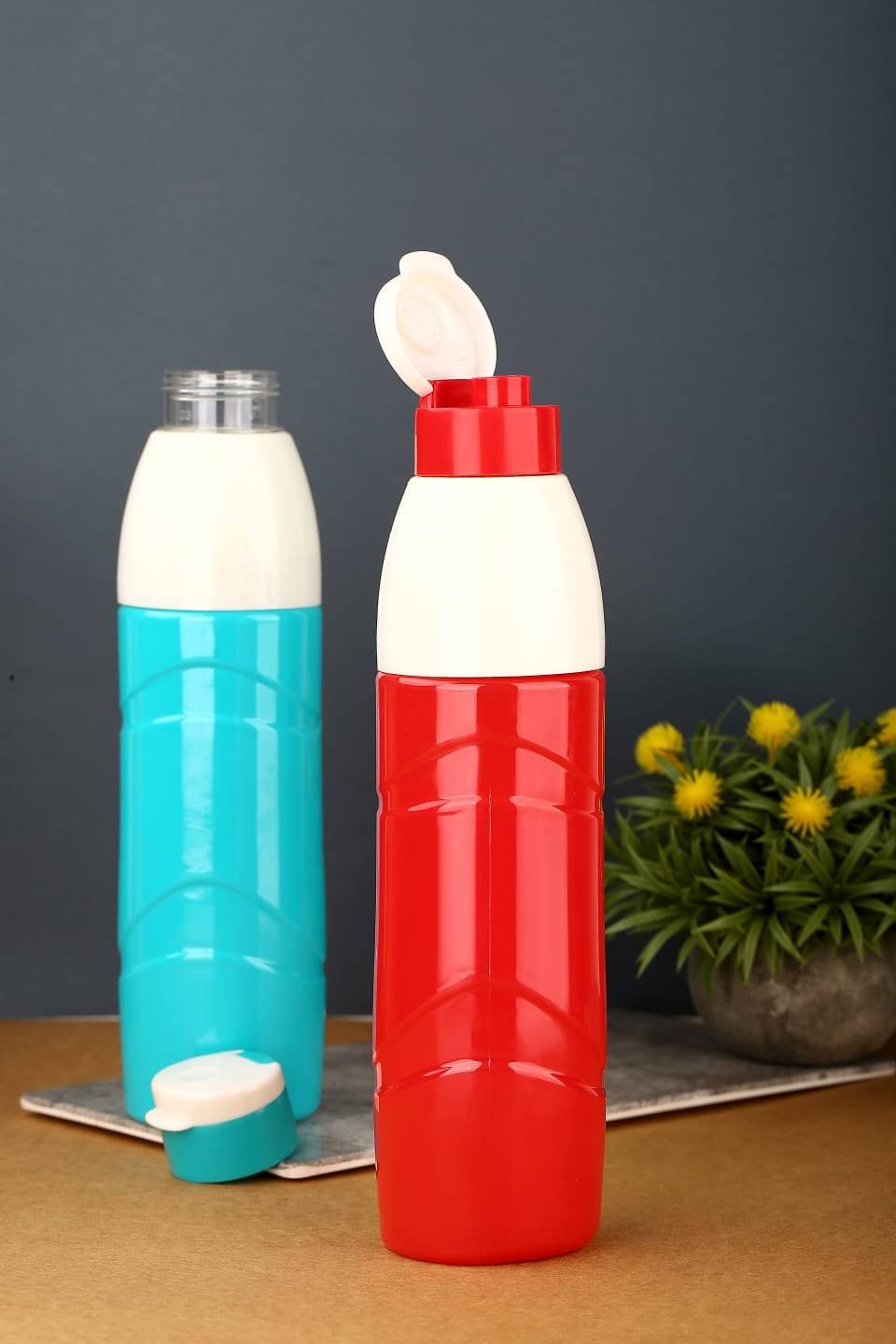     			Swaraa Kitchenware Multicolor Plastic Water Bottle 1000 mL ( Set of 1 )