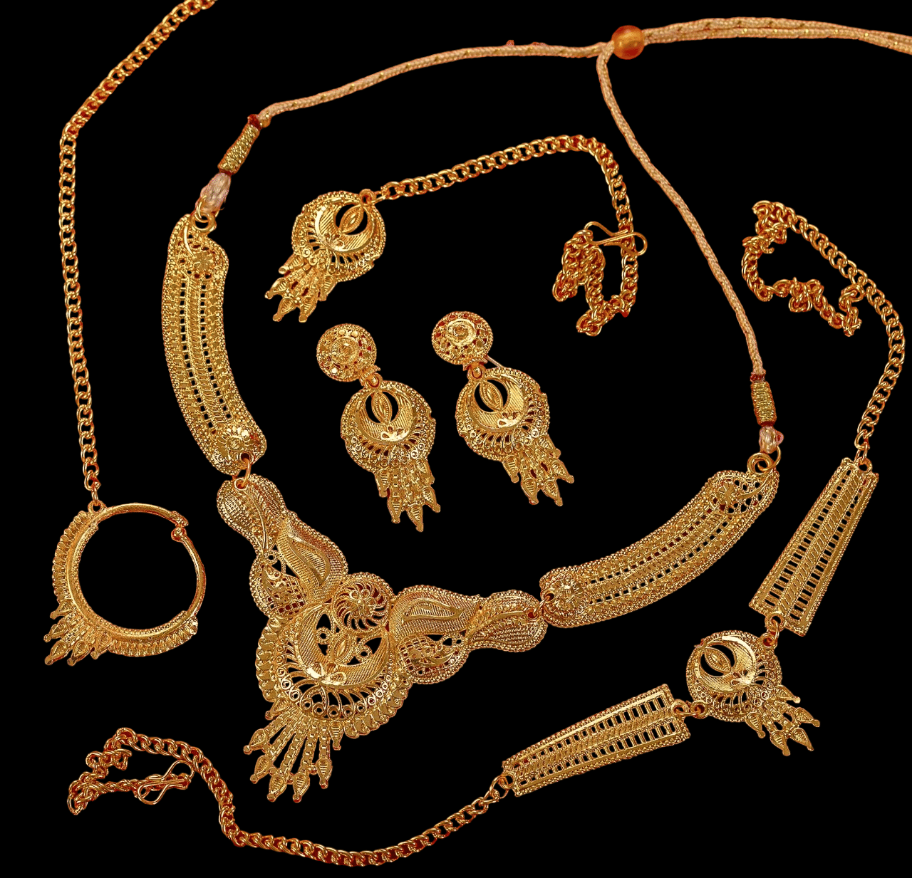     			ganesh electroplating Gold Brass Necklace Set ( Pack of 1 )