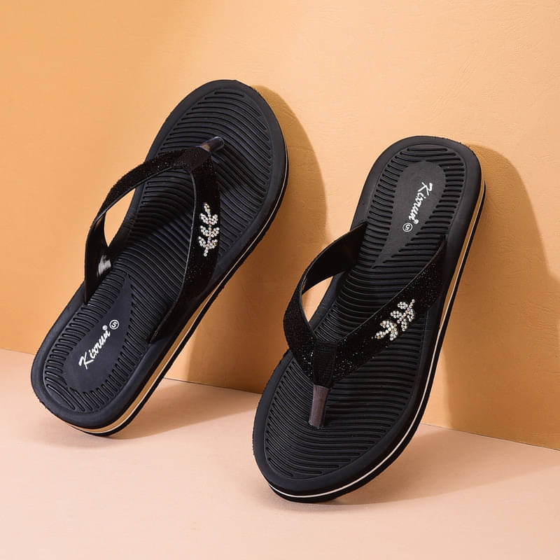     			KIXRUN FASHION Black Women's Slipper