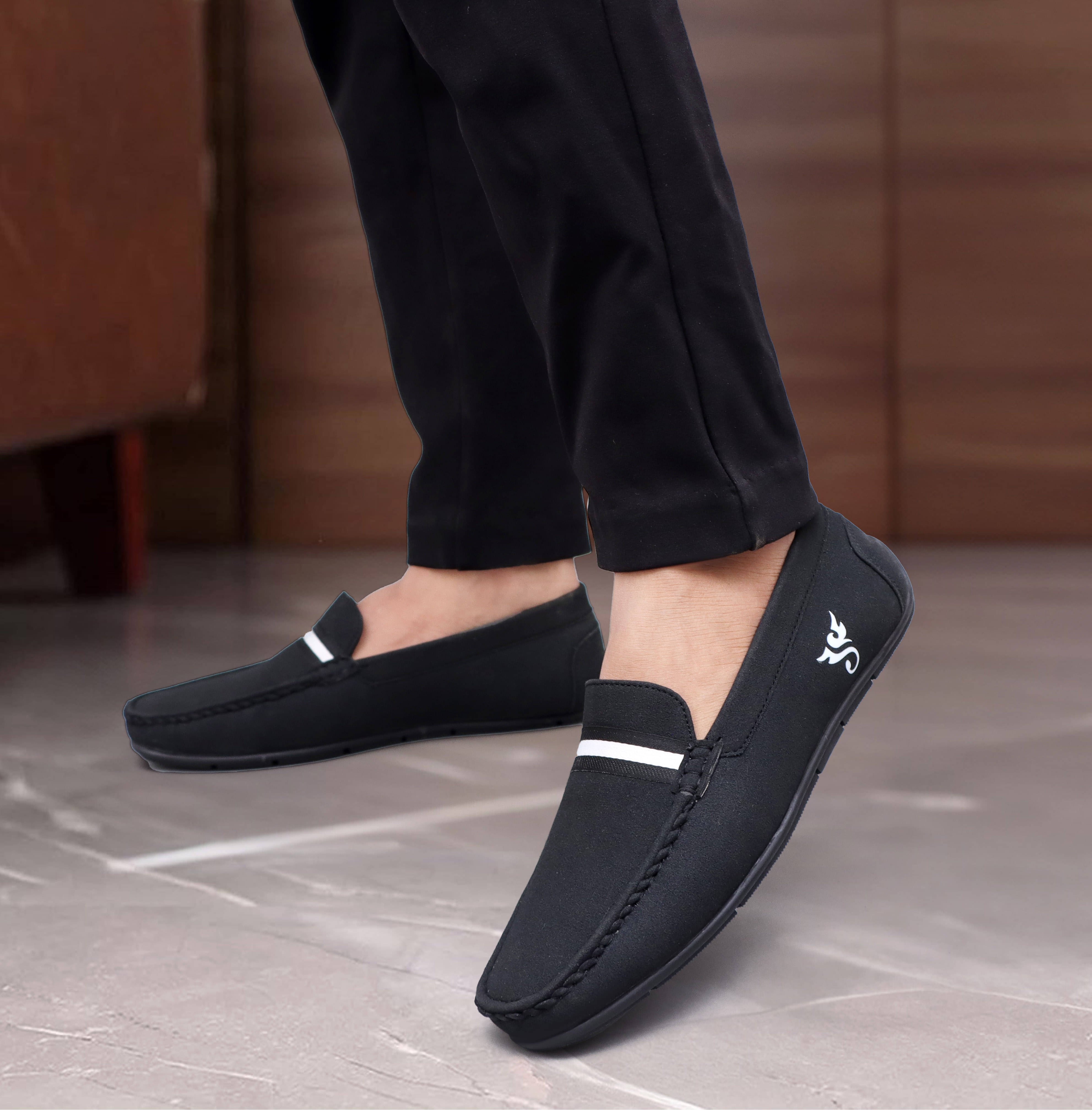     			SHUAN Black Men's Penny