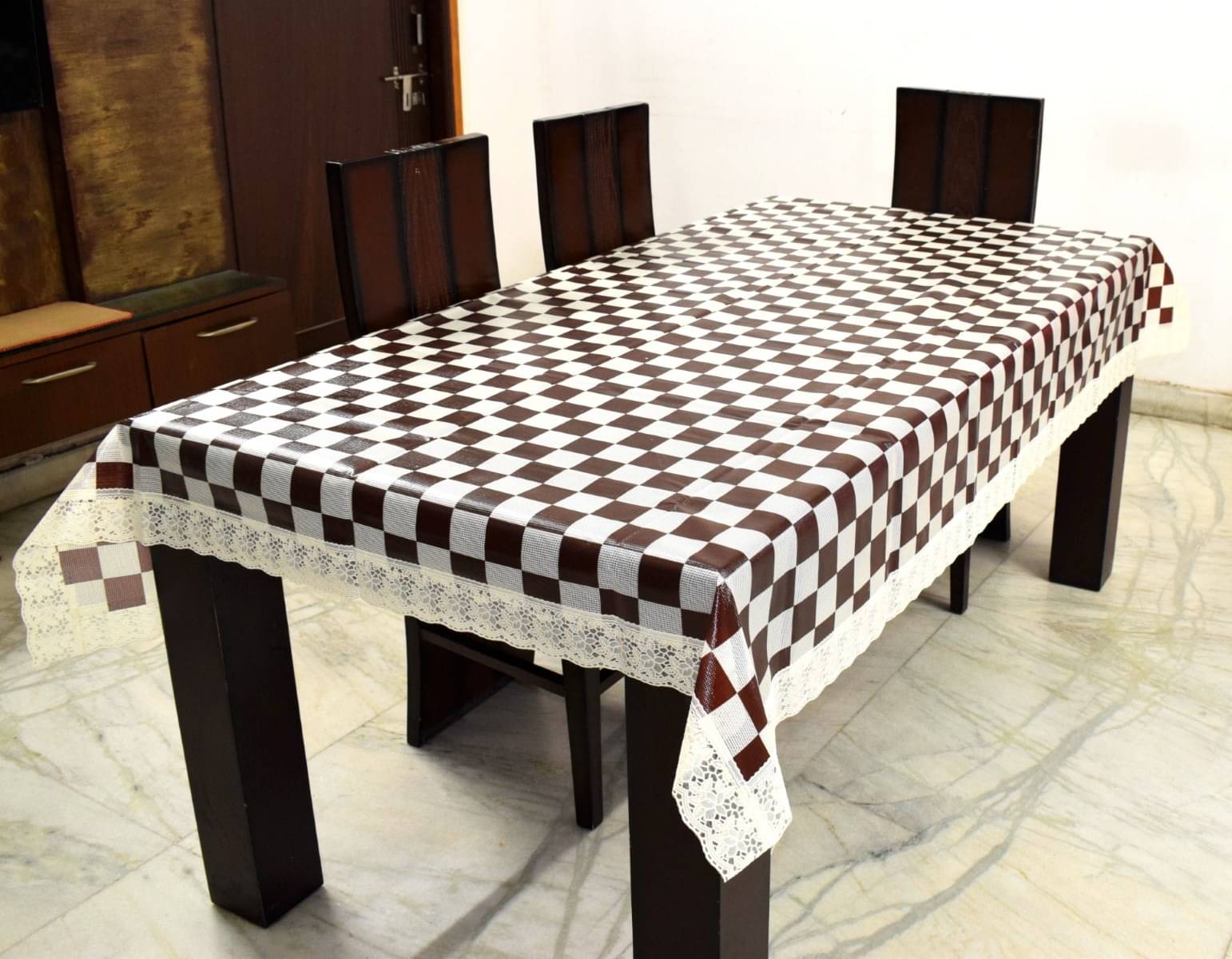     			DPA Collection Checks PVC 6 Seater Rectangle Table Cover ( 229 x 152 ) cm Pack of 1 Multi