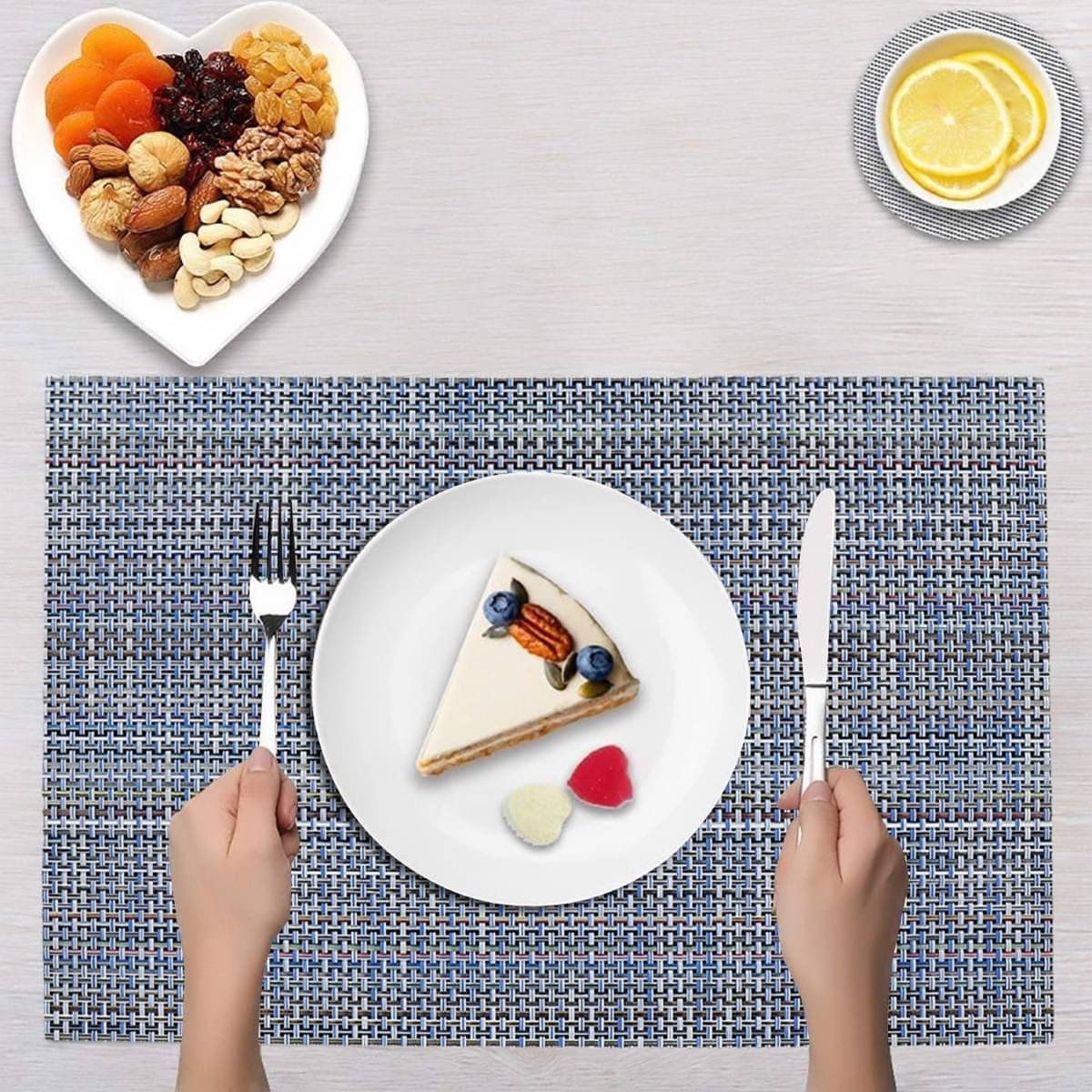 DPA Collection PVC Abstract Table Mats ( 45 cm x 30 cm ) Pack of 2 - Silver DPA Collection PVC Abstract Table Mats ( 45 cm x 30 cm ) Pack of 2 - Silver