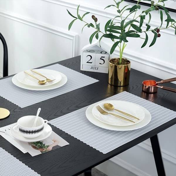 DPA Collection PVC Abstract Table Mats ( 45 cm x 30 cm ) Pack of 2 - Silver DPA Collection PVC Abstract Table Mats ( 45 cm x 30 cm ) Pack of 2 - Silver
