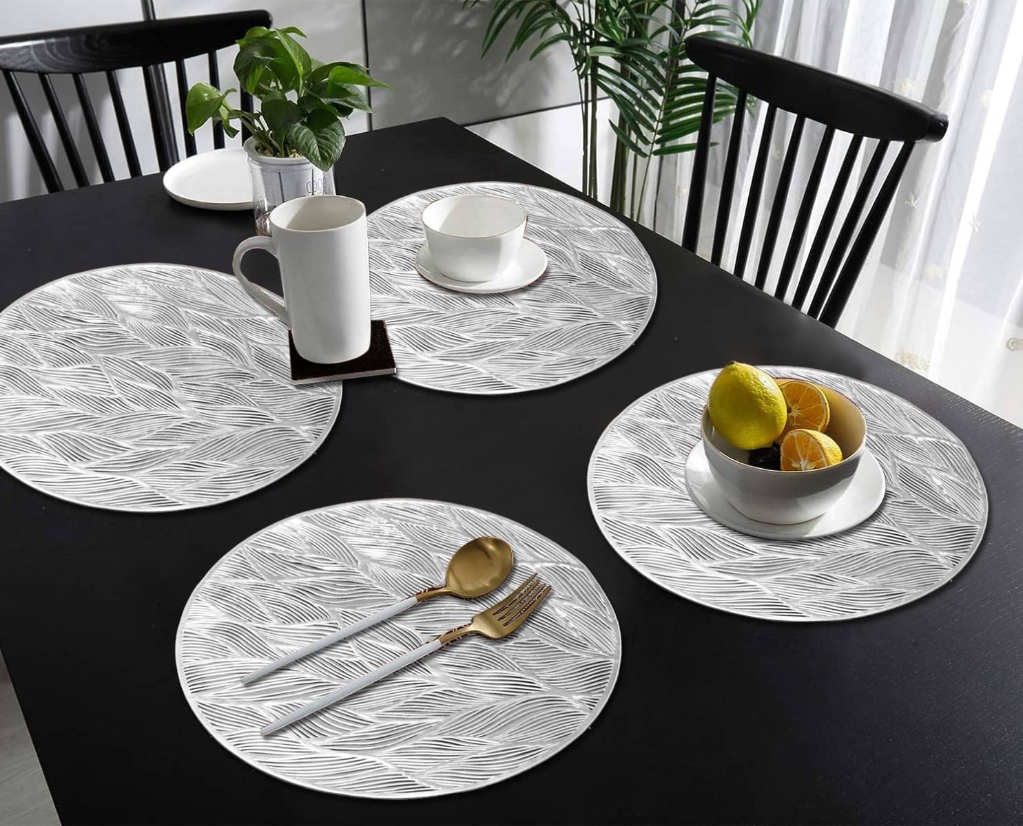     			DPA Collection PVC Abstract Table Mats ( 45 cm x 30 cm ) Pack of 4 - Silver