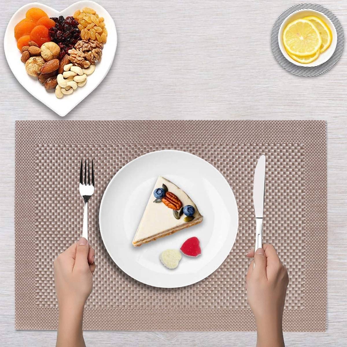 DPA Collection PVC Abstract Table Mats ( 45 cm x 30 cm ) Pack of 4 - Beige DPA Collection PVC Abstract Table Mats ( 45 cm x 30 cm ) Pack of 4 - Beige