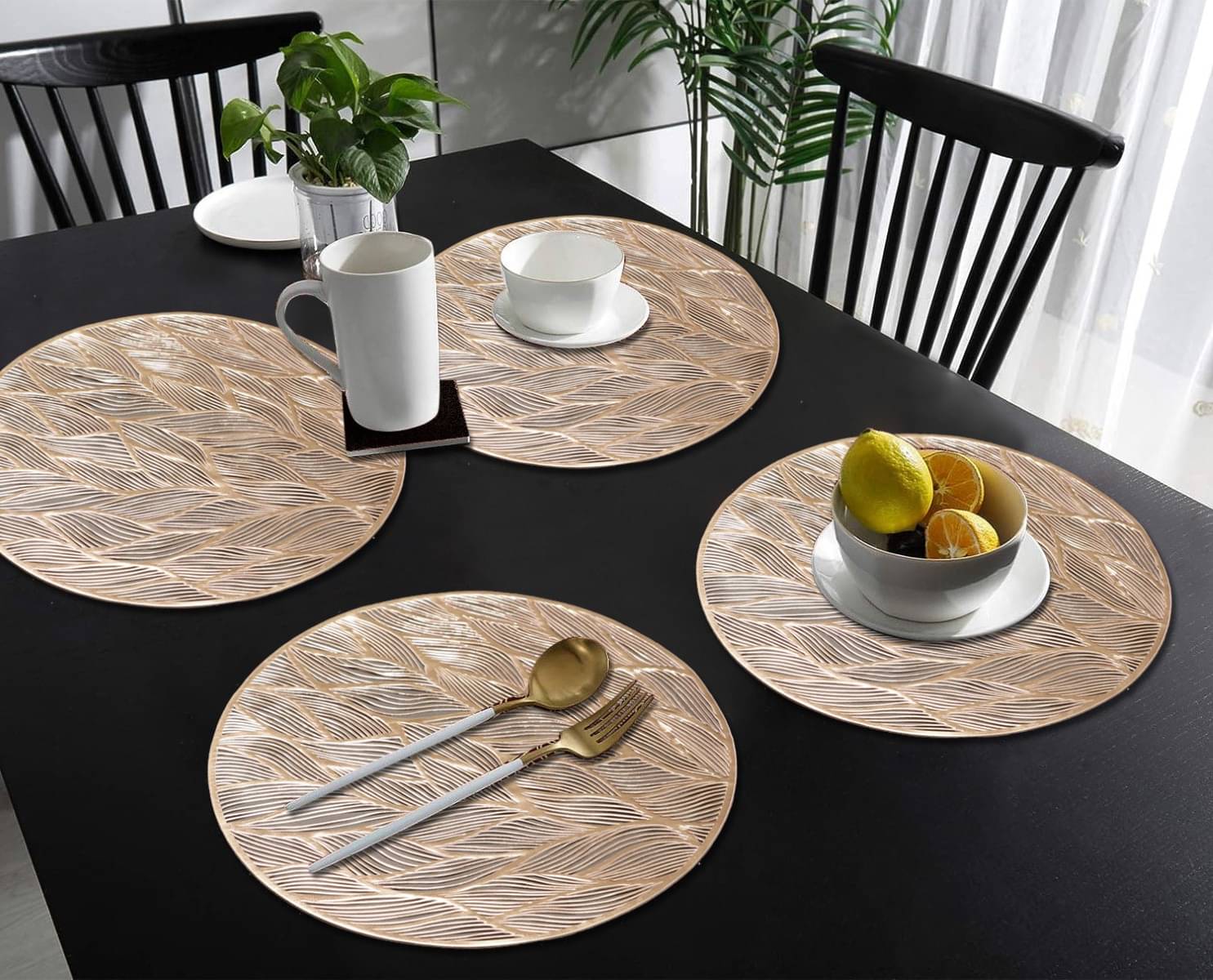 DPA Collection PVC Abstract Table Mats ( 45 cm x 30 cm ) Pack of 4 - Gold DPA Collection PVC Abstract Table Mats ( 45 cm x 30 cm ) Pack of 4 - Gold